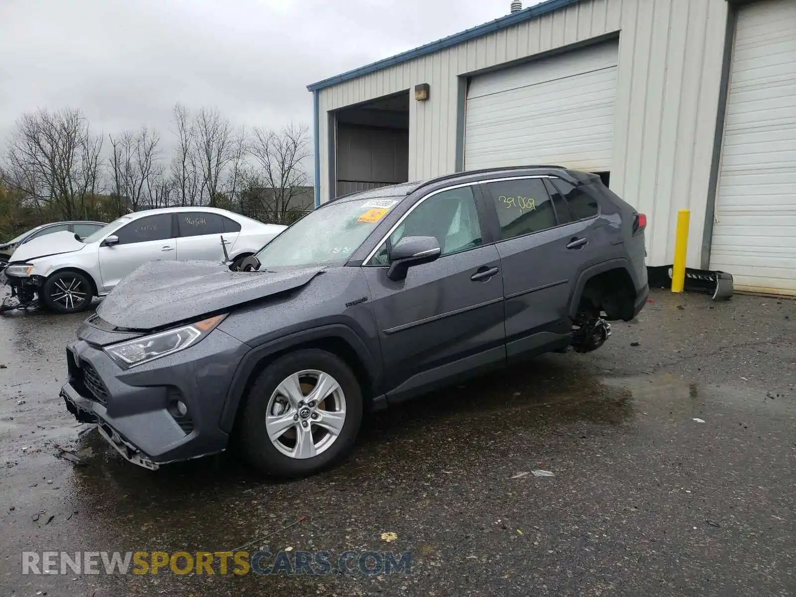2 fotografías del automóvil dañado 2T3RWRFV1LW081572 TOYOTA RAV4 2020