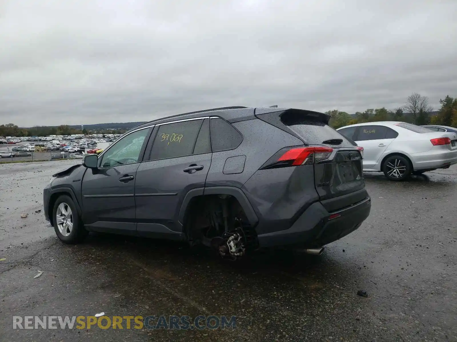 3 fotografías del automóvil dañado 2T3RWRFV1LW081572 TOYOTA RAV4 2020
