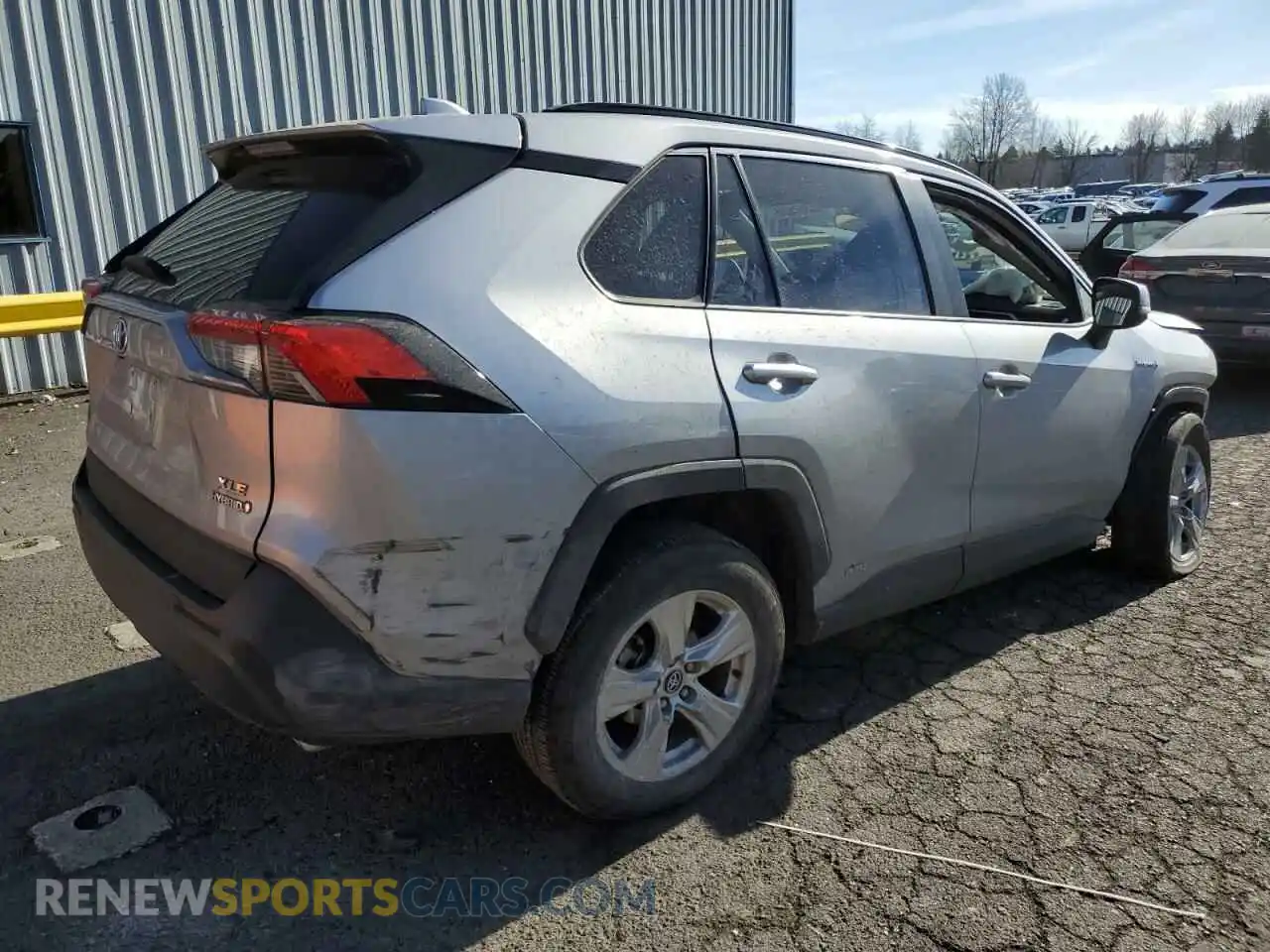 3 Фотография поврежденного автомобиля 2T3RWRFV1LW092846 TOYOTA RAV4 2020