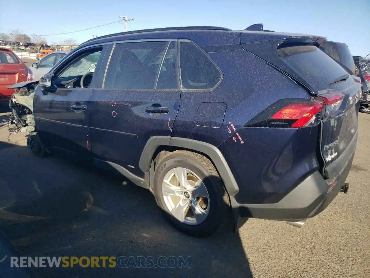 2 Photograph of a damaged car 2T3RWRFV2LW061234 TOYOTA RAV4 2020