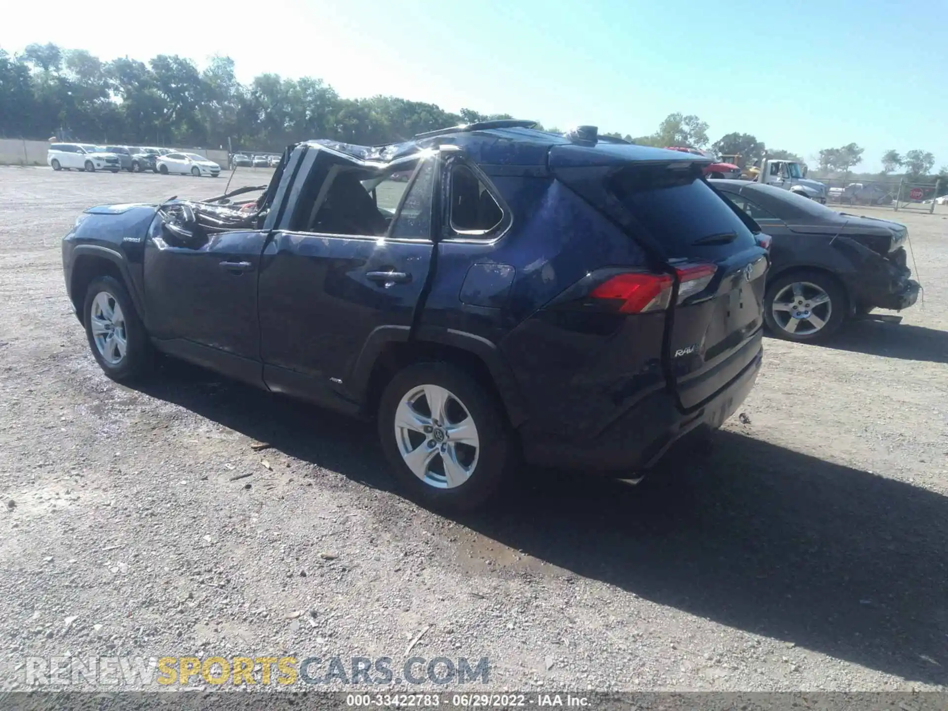 3 Photograph of a damaged car 2T3RWRFV2LW090989 TOYOTA RAV4 2020