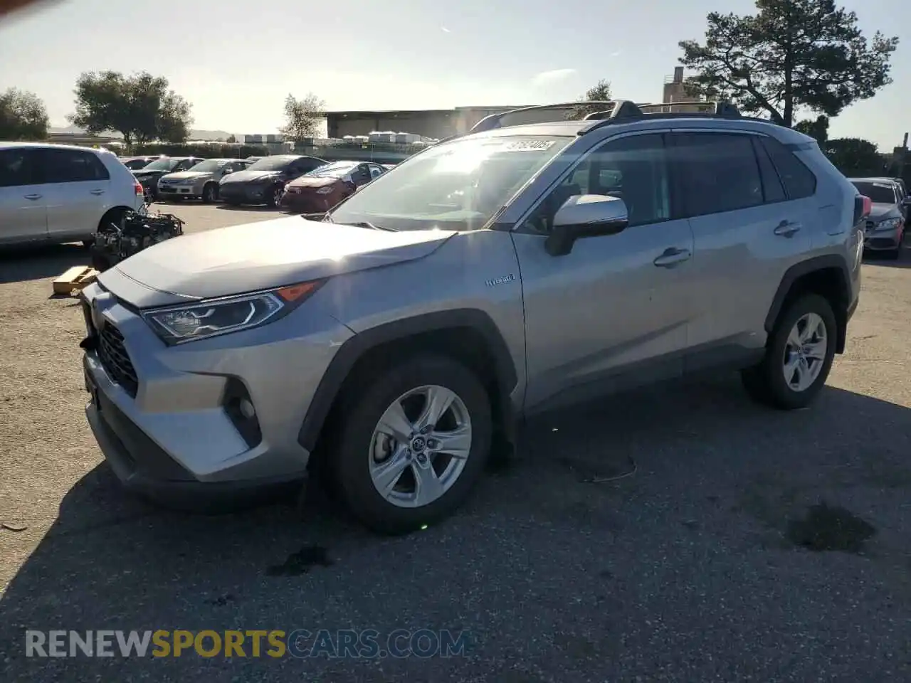 1 Photograph of a damaged car 2T3RWRFV3LW069780 TOYOTA RAV4 2020