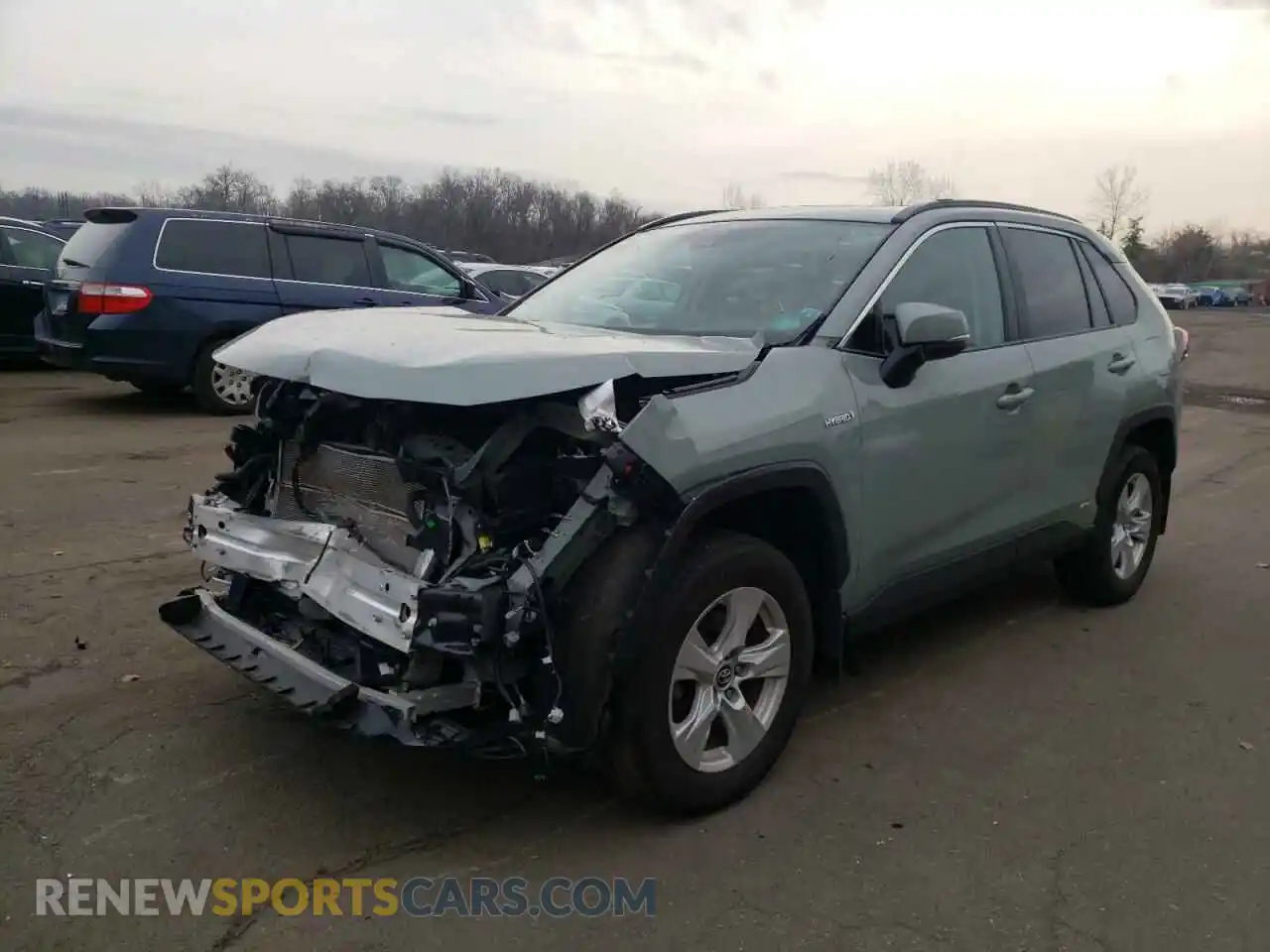 1 Photograph of a damaged car 2T3RWRFV3LW094775 TOYOTA RAV4 2020
