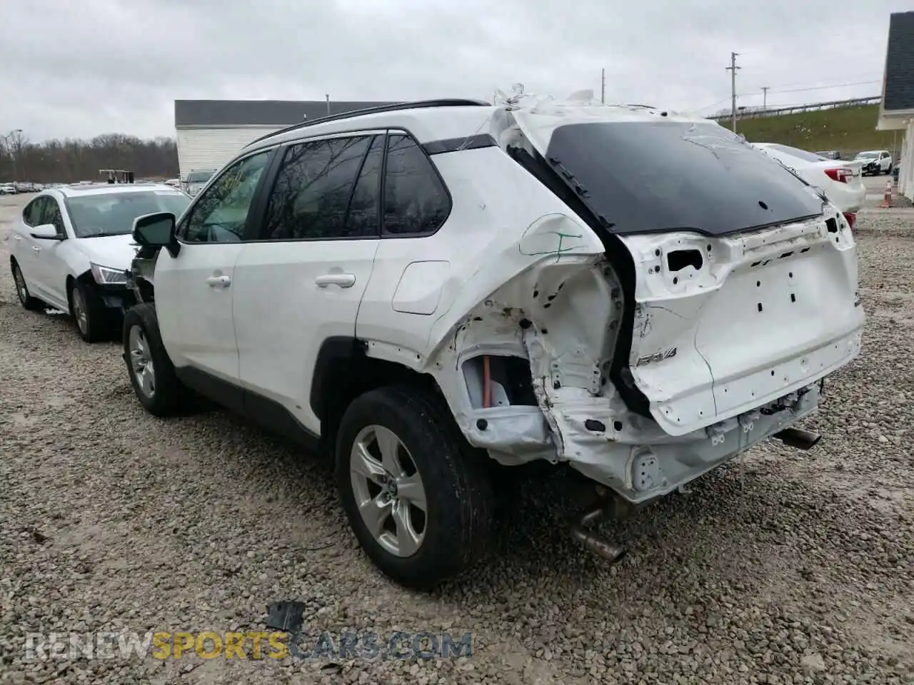 3 Photograph of a damaged car 2T3RWRFV4LW065656 TOYOTA RAV4 2020