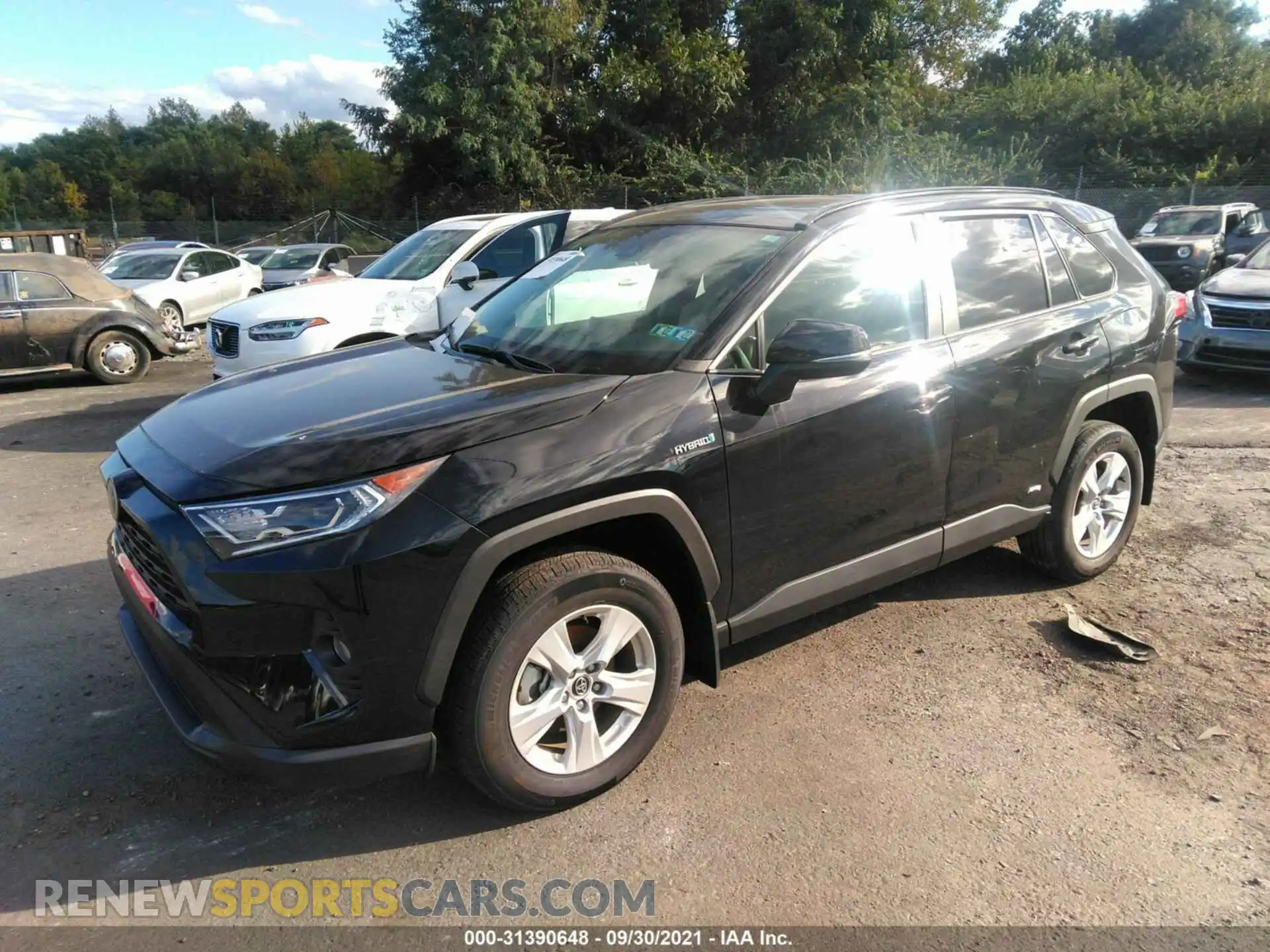 2 Photograph of a damaged car 2T3RWRFV4LW093831 TOYOTA RAV4 2020