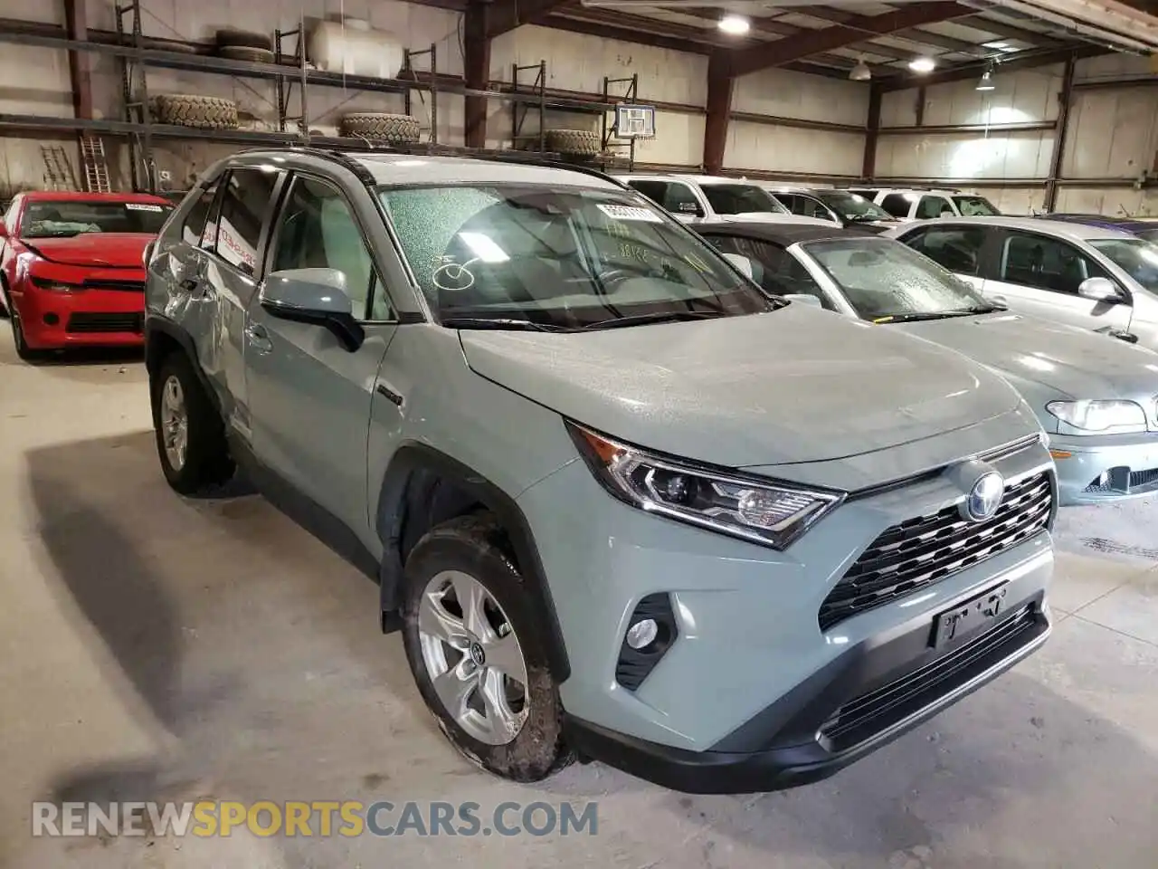 1 Фотография поврежденного автомобиля 2T3RWRFV5LW084636 TOYOTA RAV4 2020