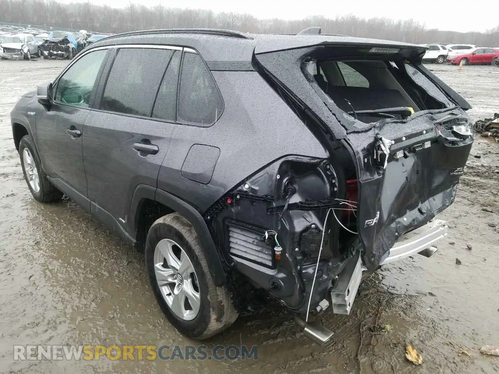 3 Фотография поврежденного автомобиля 2T3RWRFV6LW077355 TOYOTA RAV4 2020