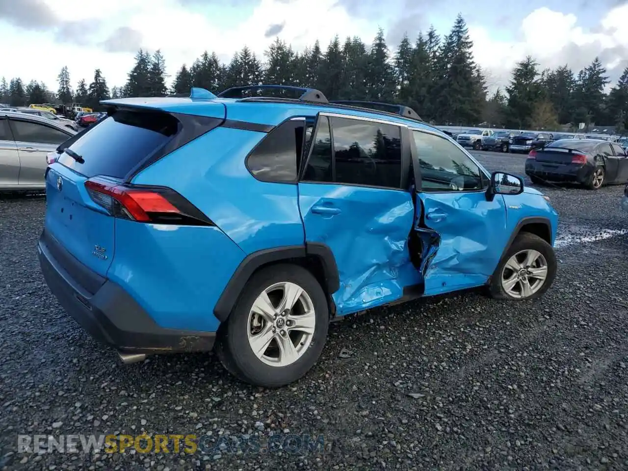 3 Фотография поврежденного автомобиля 2T3RWRFV7LW051878 TOYOTA RAV4 2020