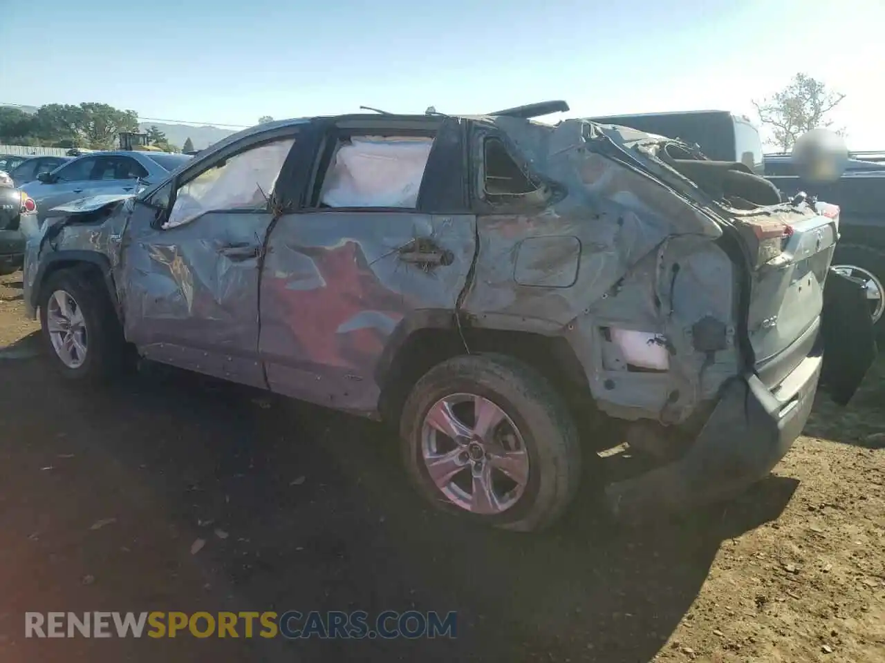 2 Photograph of a damaged car 2T3RWRFV8LW070536 TOYOTA RAV4 2020