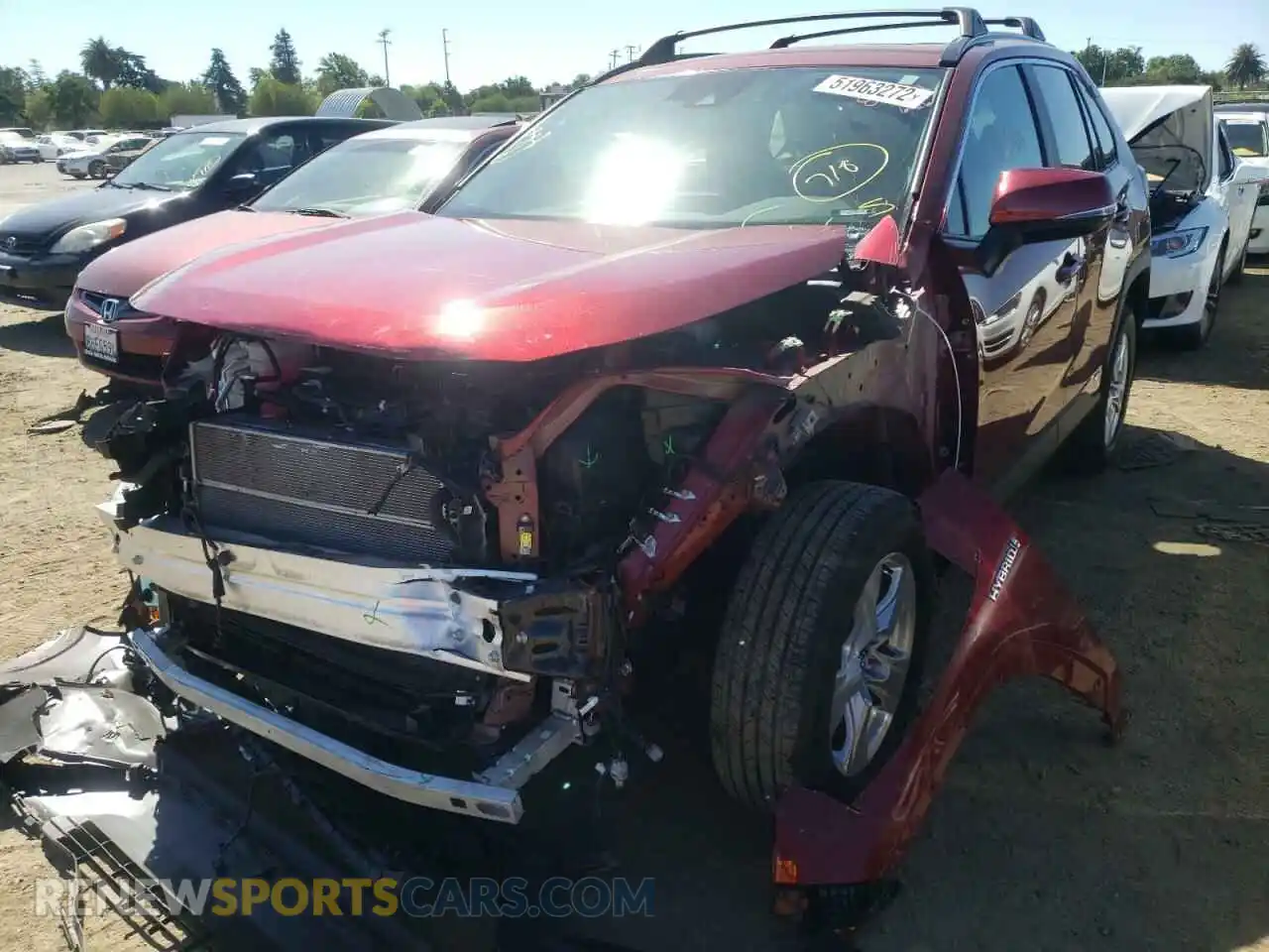 2 fotografías del automóvil dañado 2T3RWRFV8LW075039 TOYOTA RAV4 2020