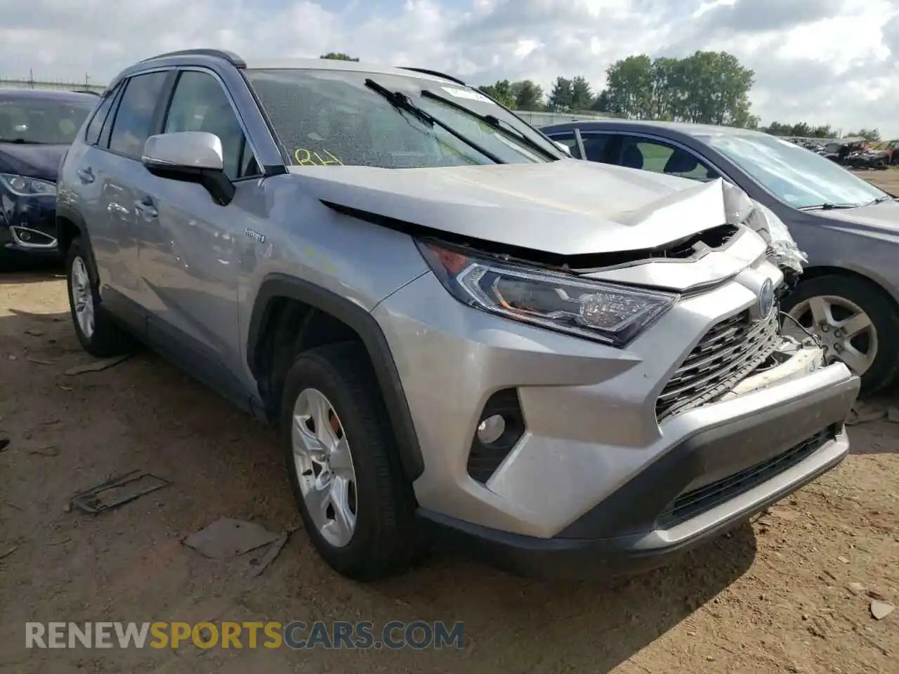 1 Фотография поврежденного автомобиля 2T3RWRFV8LW077101 TOYOTA RAV4 2020