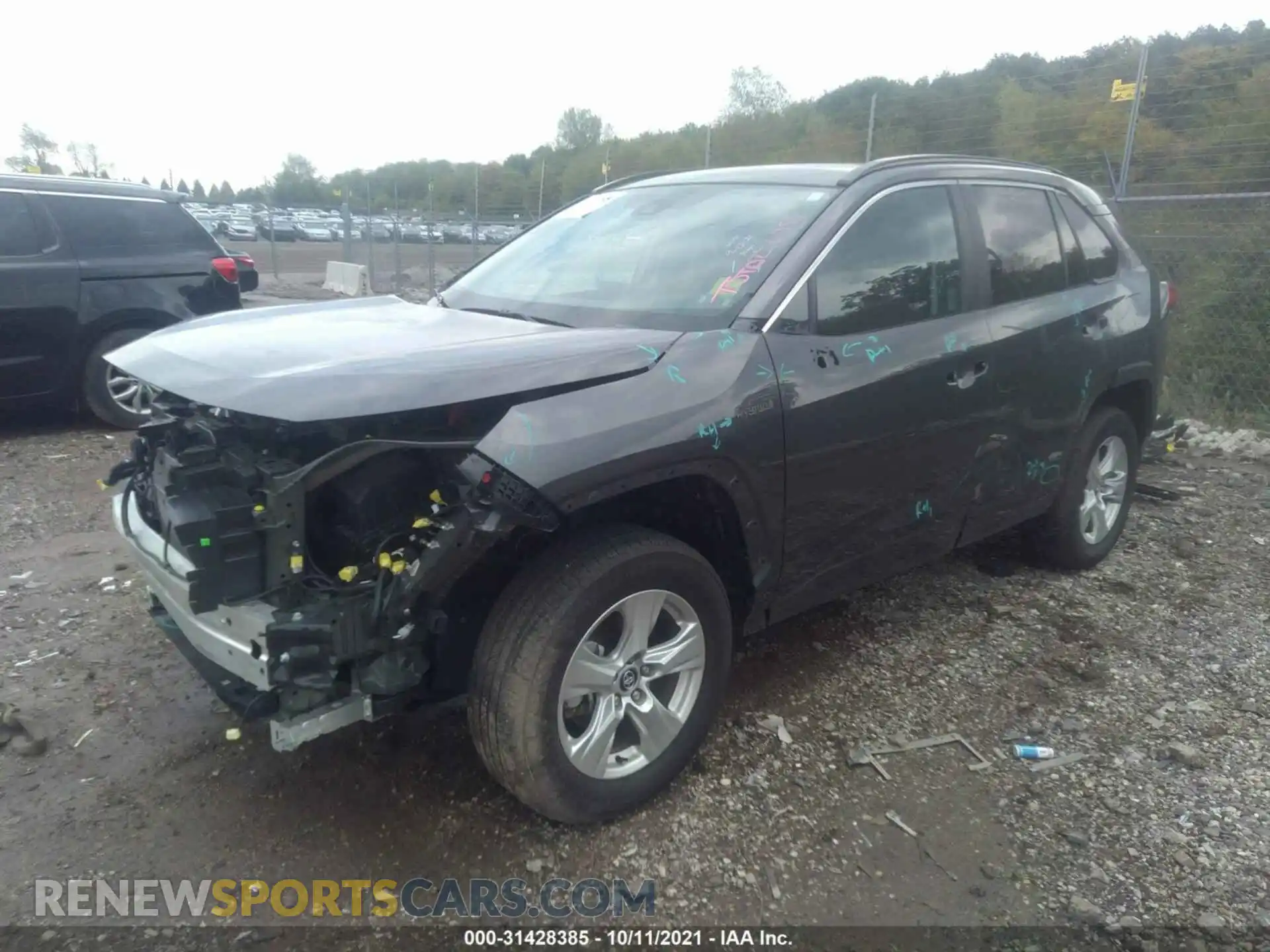 2 Photograph of a damaged car 2T3RWRFV9LW079200 TOYOTA RAV4 2020