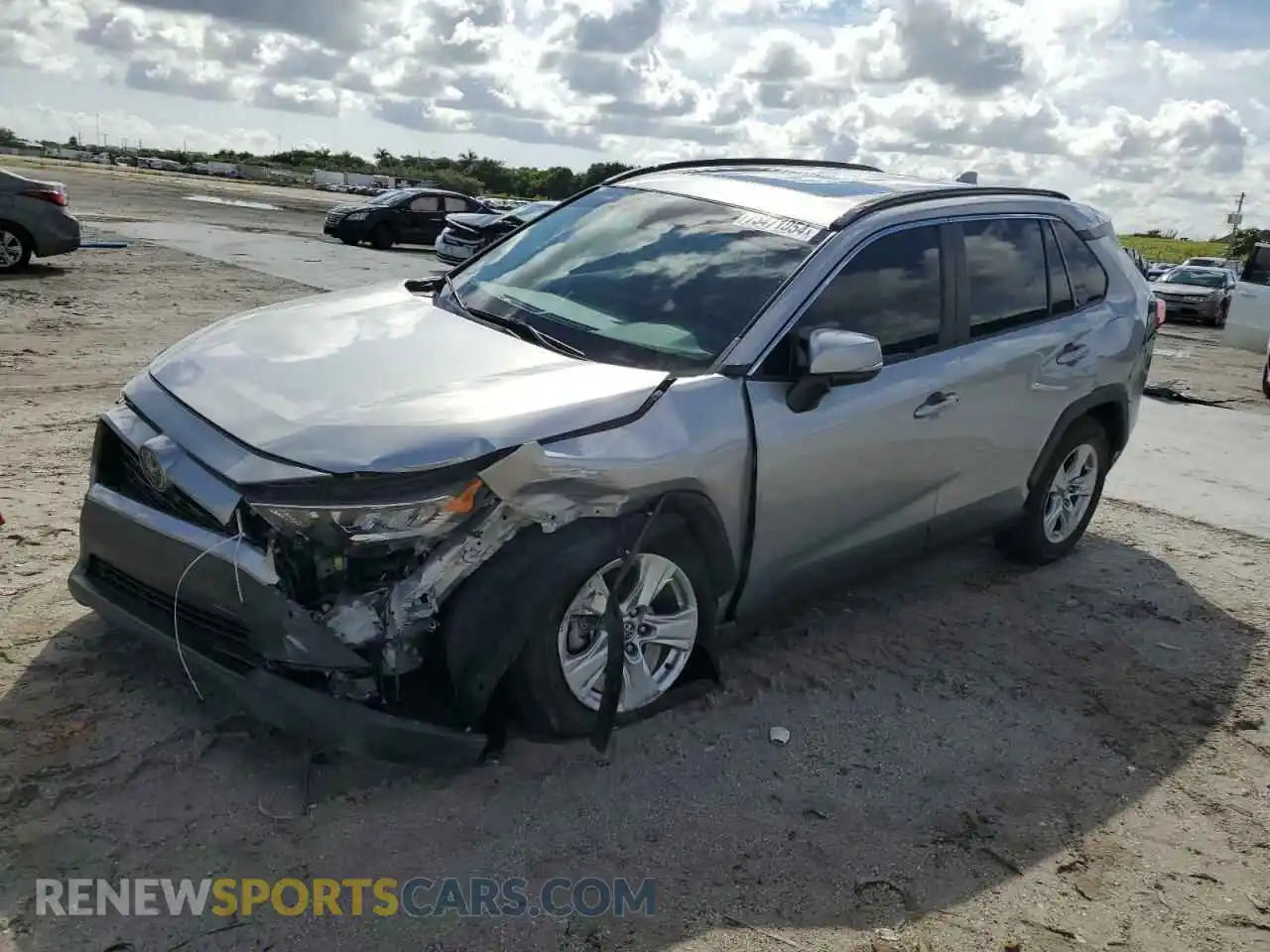 1 Photograph of a damaged car 2T3W1RFV0LC058271 TOYOTA RAV4 2020