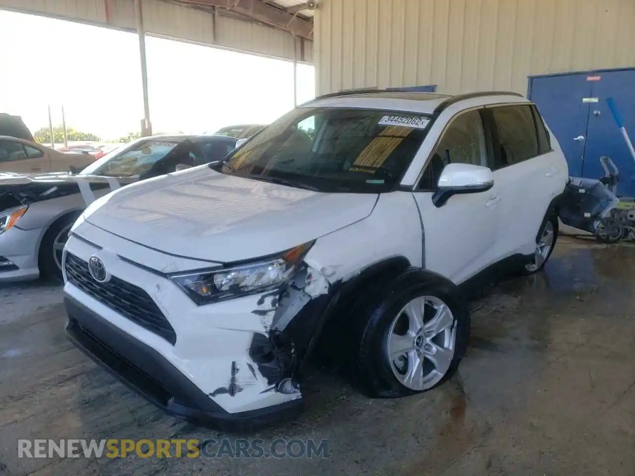 2 Photograph of a damaged car 2T3W1RFV0LC078309 TOYOTA RAV4 2020