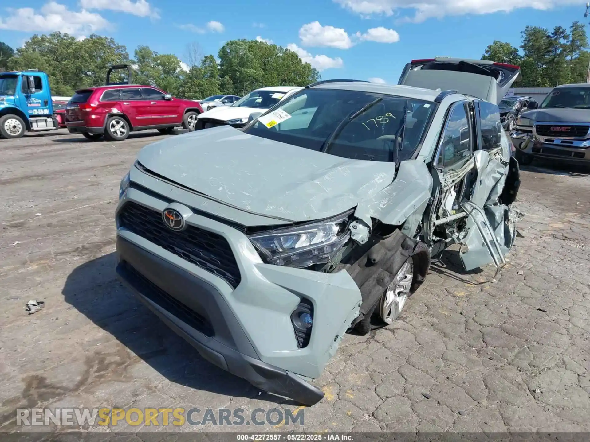 2 Photograph of a damaged car 2T3W1RFV0LC081789 TOYOTA RAV4 2020