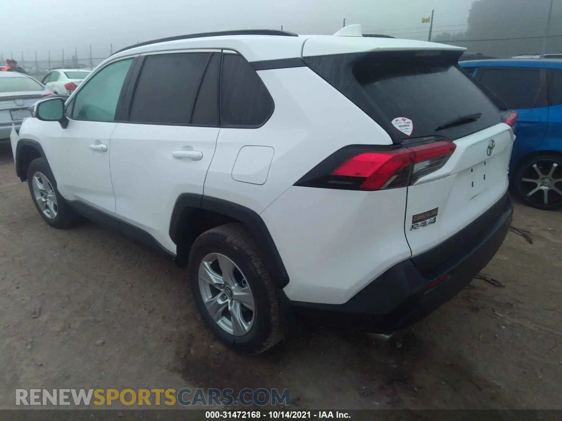 3 Photograph of a damaged car 2T3W1RFV0LW070192 TOYOTA RAV4 2020