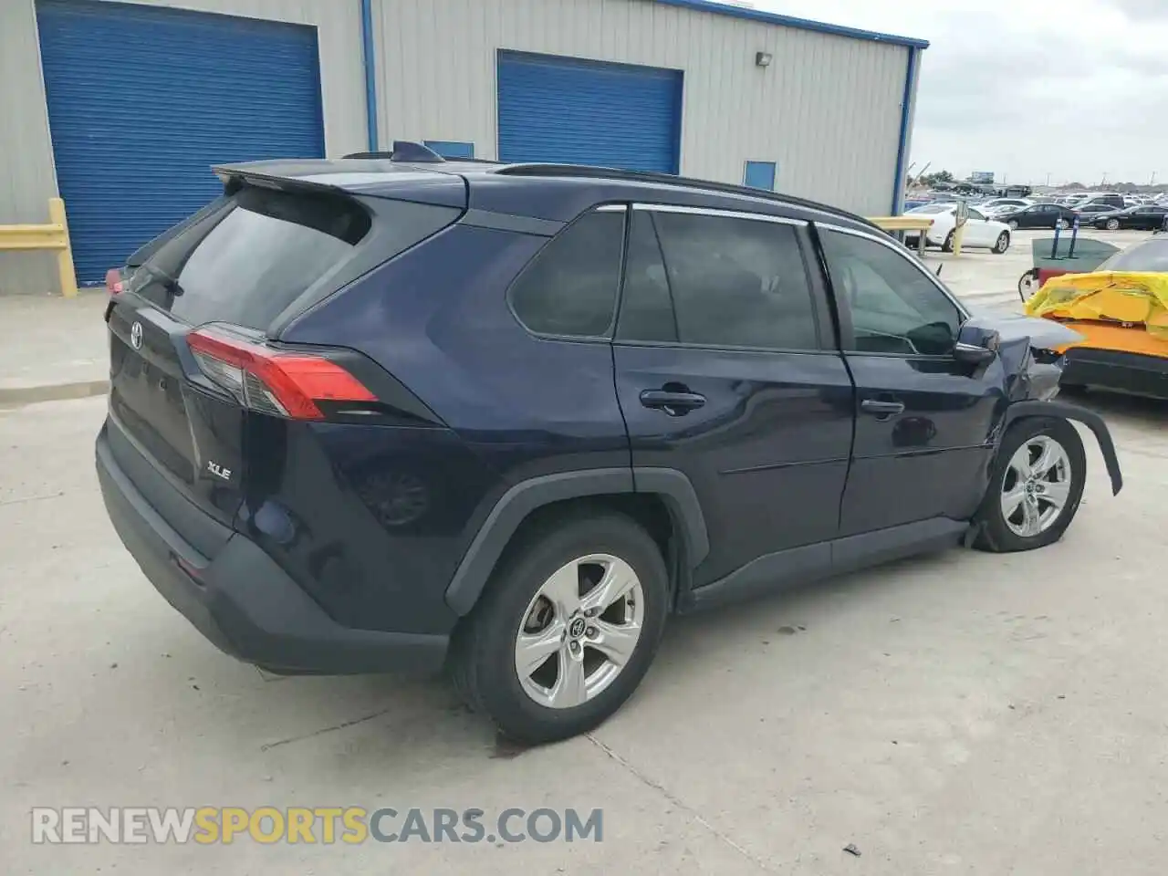 3 Photograph of a damaged car 2T3W1RFV0LW099787 TOYOTA RAV4 2020