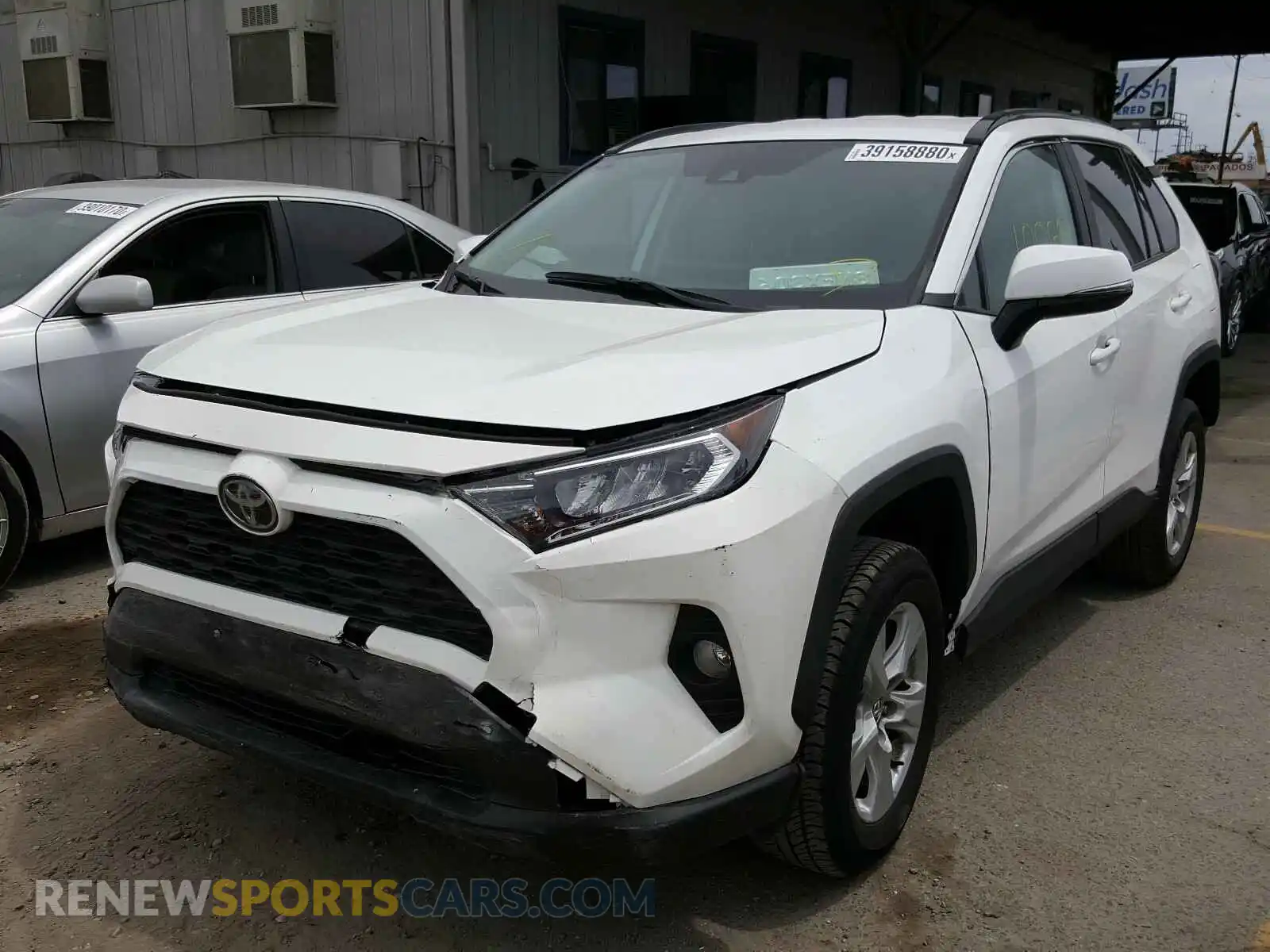 2 Photograph of a damaged car 2T3W1RFV1LC044637 TOYOTA RAV4 2020