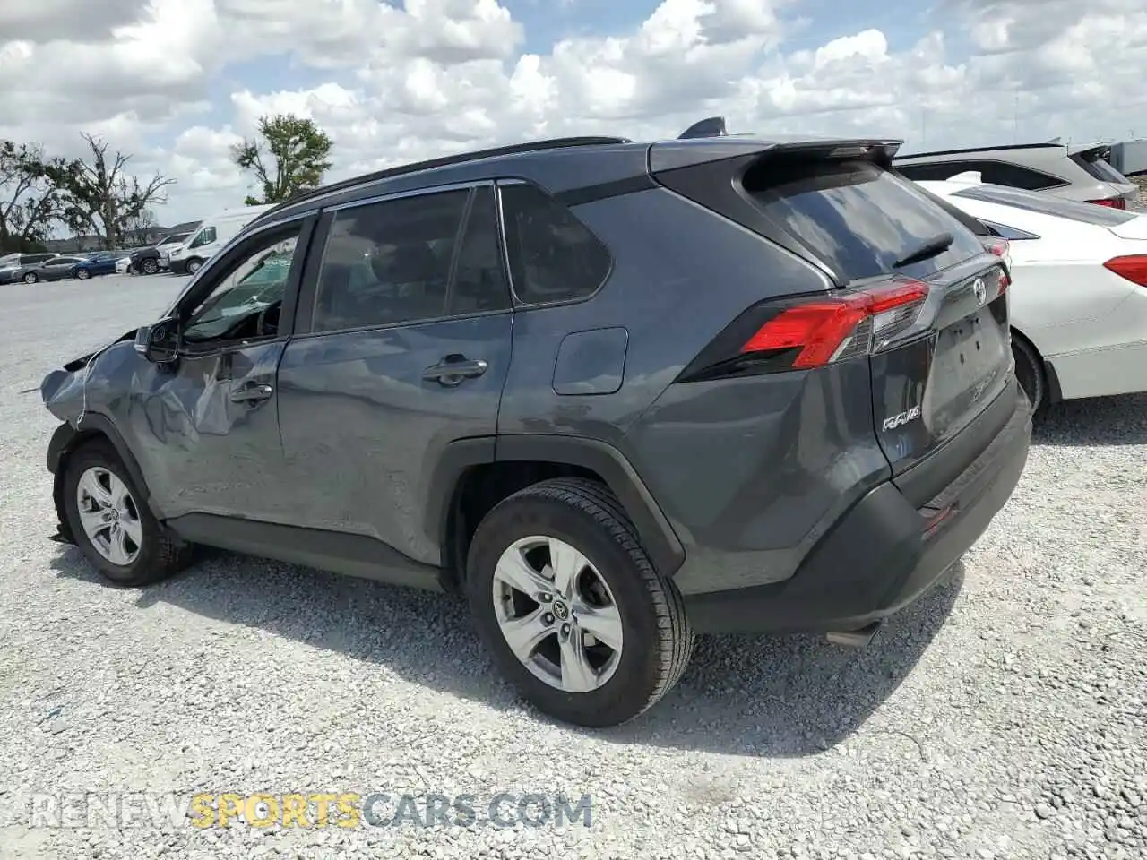 2 Photograph of a damaged car 2T3W1RFV1LC050812 TOYOTA RAV4 2020
