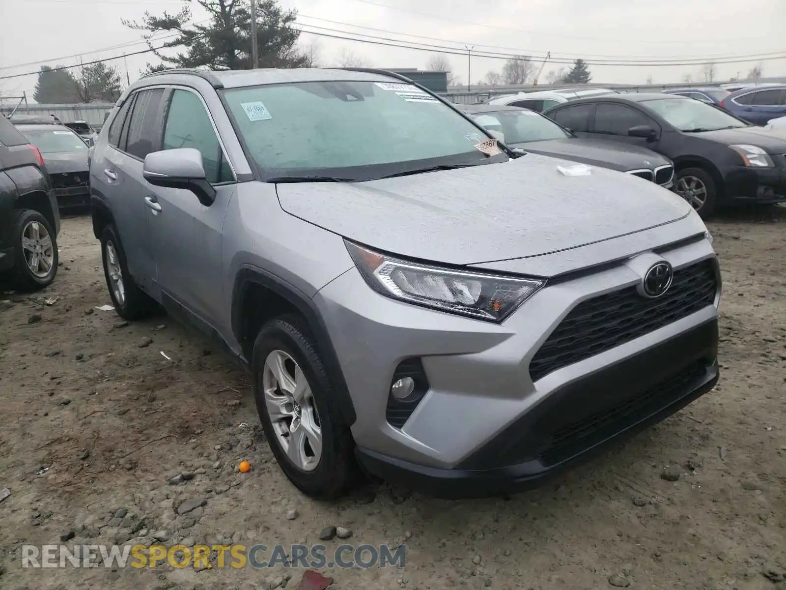 1 Photograph of a damaged car 2T3W1RFV1LC058702 TOYOTA RAV4 2020