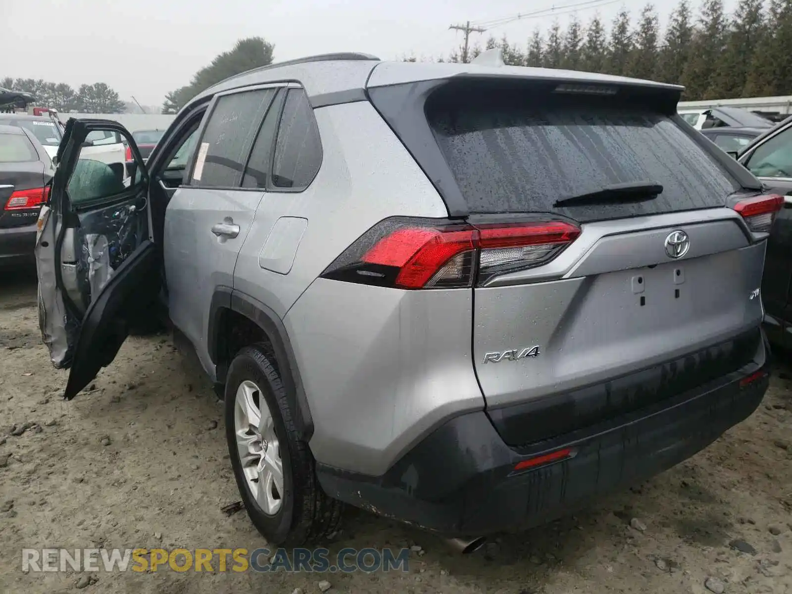 3 Photograph of a damaged car 2T3W1RFV1LC058702 TOYOTA RAV4 2020