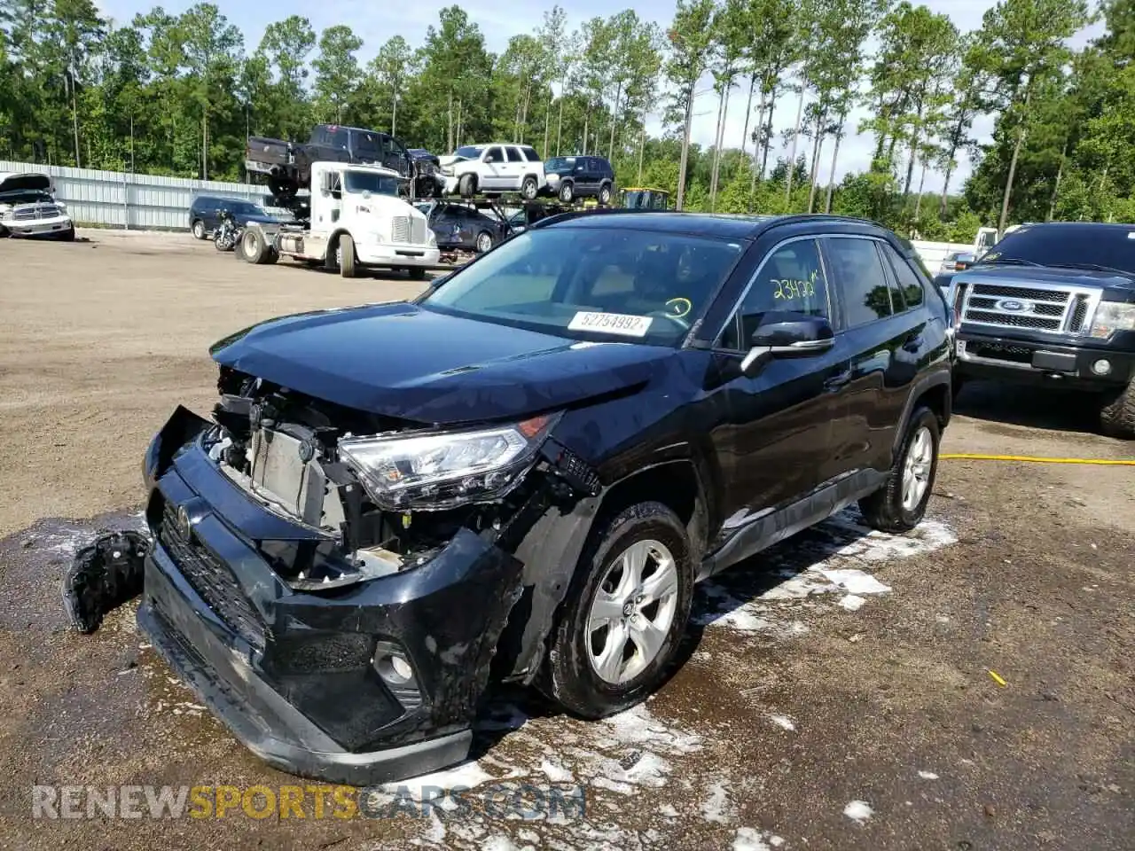 2 fotografías del automóvil dañado 2T3W1RFV1LC070607 TOYOTA RAV4 2020