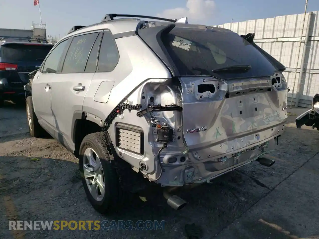 3 Photograph of a damaged car 2T3W1RFV1LW097188 TOYOTA RAV4 2020