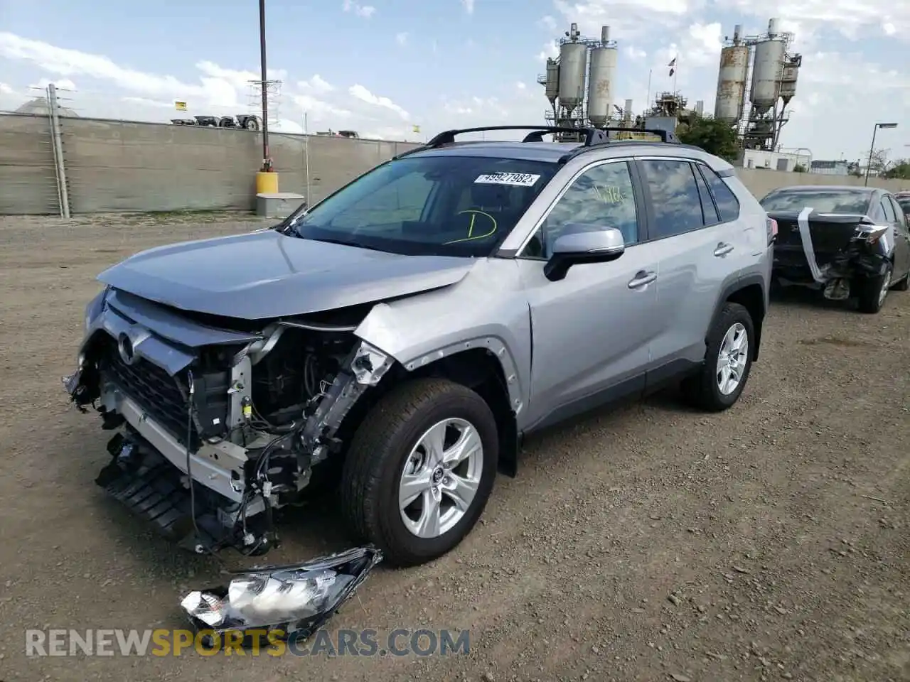 2 Photograph of a damaged car 2T3W1RFV1LW102454 TOYOTA RAV4 2020