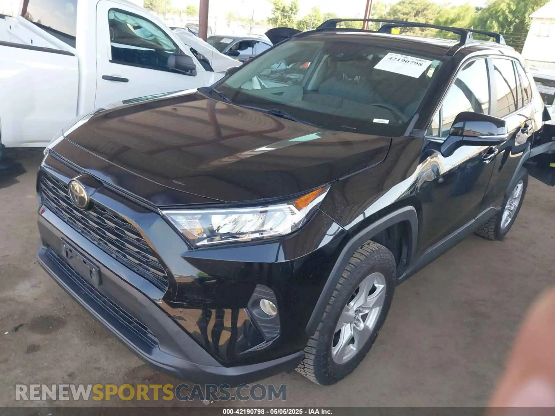 2 Photograph of a damaged car 2T3W1RFV2LW096129 TOYOTA RAV4 2020