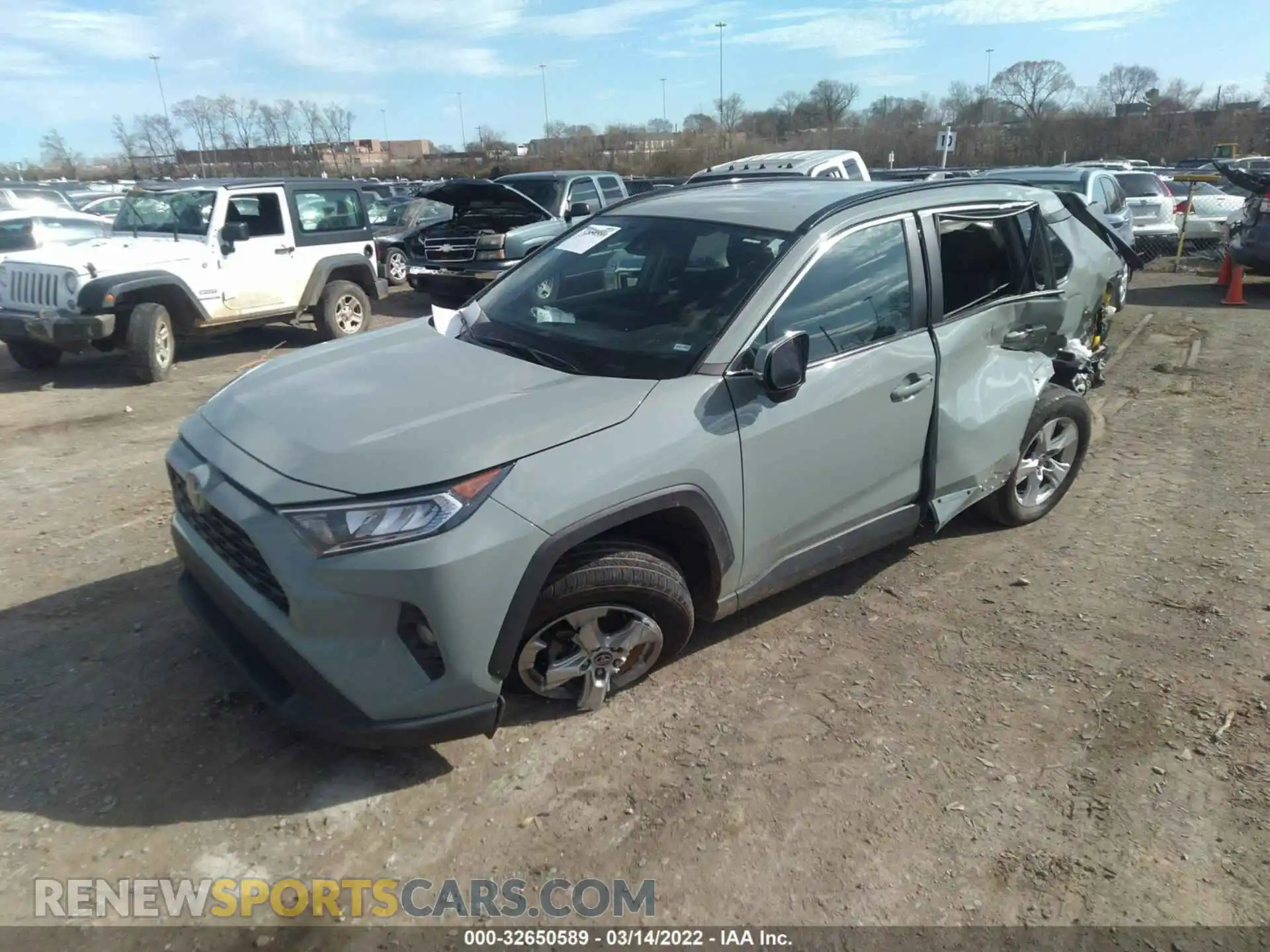 2 Photograph of a damaged car 2T3W1RFV3LC036152 TOYOTA RAV4 2020