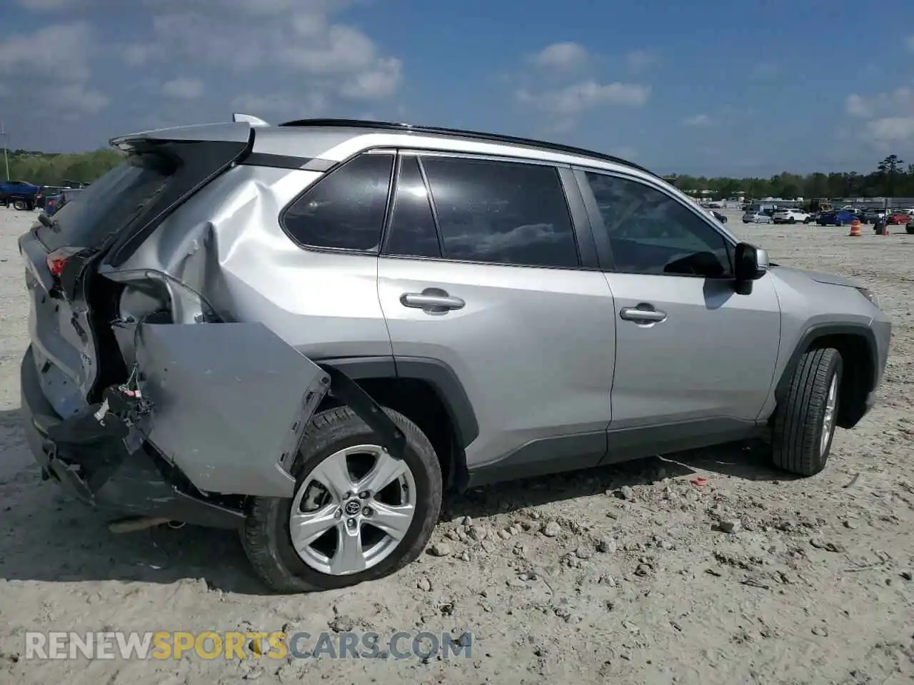 3 Photograph of a damaged car 2T3W1RFV3LC070687 TOYOTA RAV4 2020