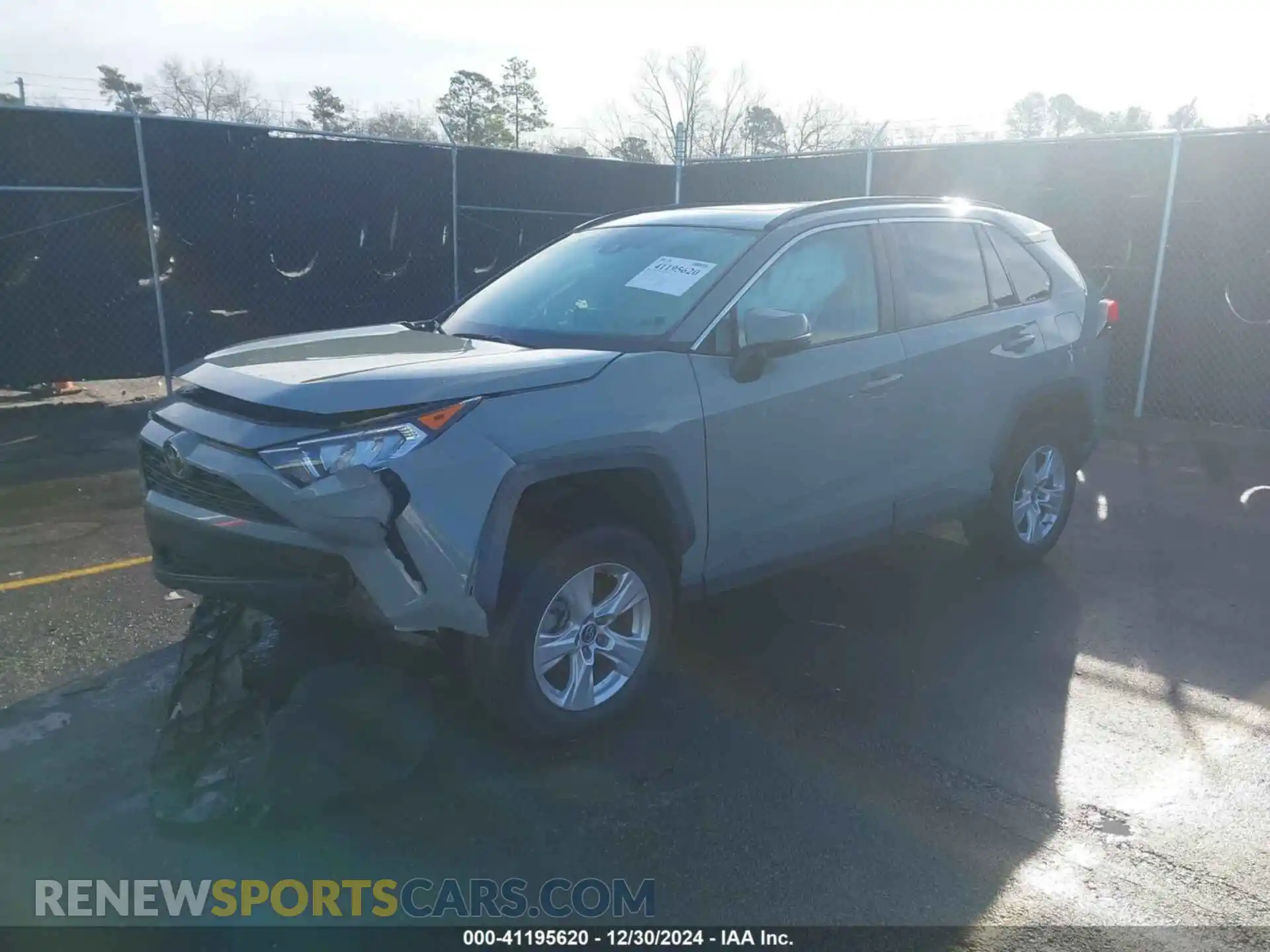 2 Photograph of a damaged car 2T3W1RFV3LC072150 TOYOTA RAV4 2020