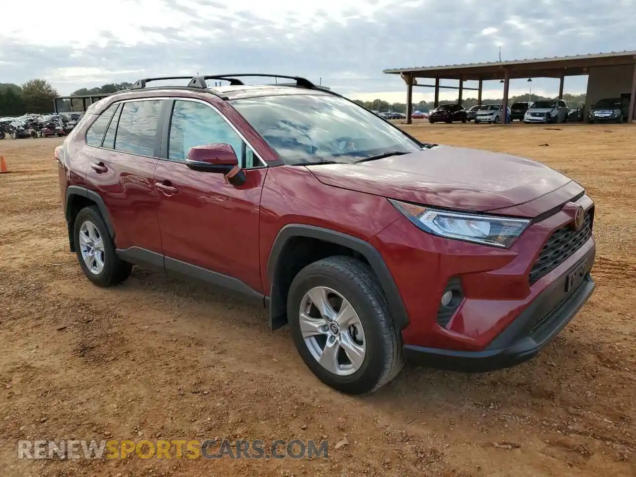 1 Photograph of a damaged car 2T3W1RFV3LW102018 TOYOTA RAV4 2020