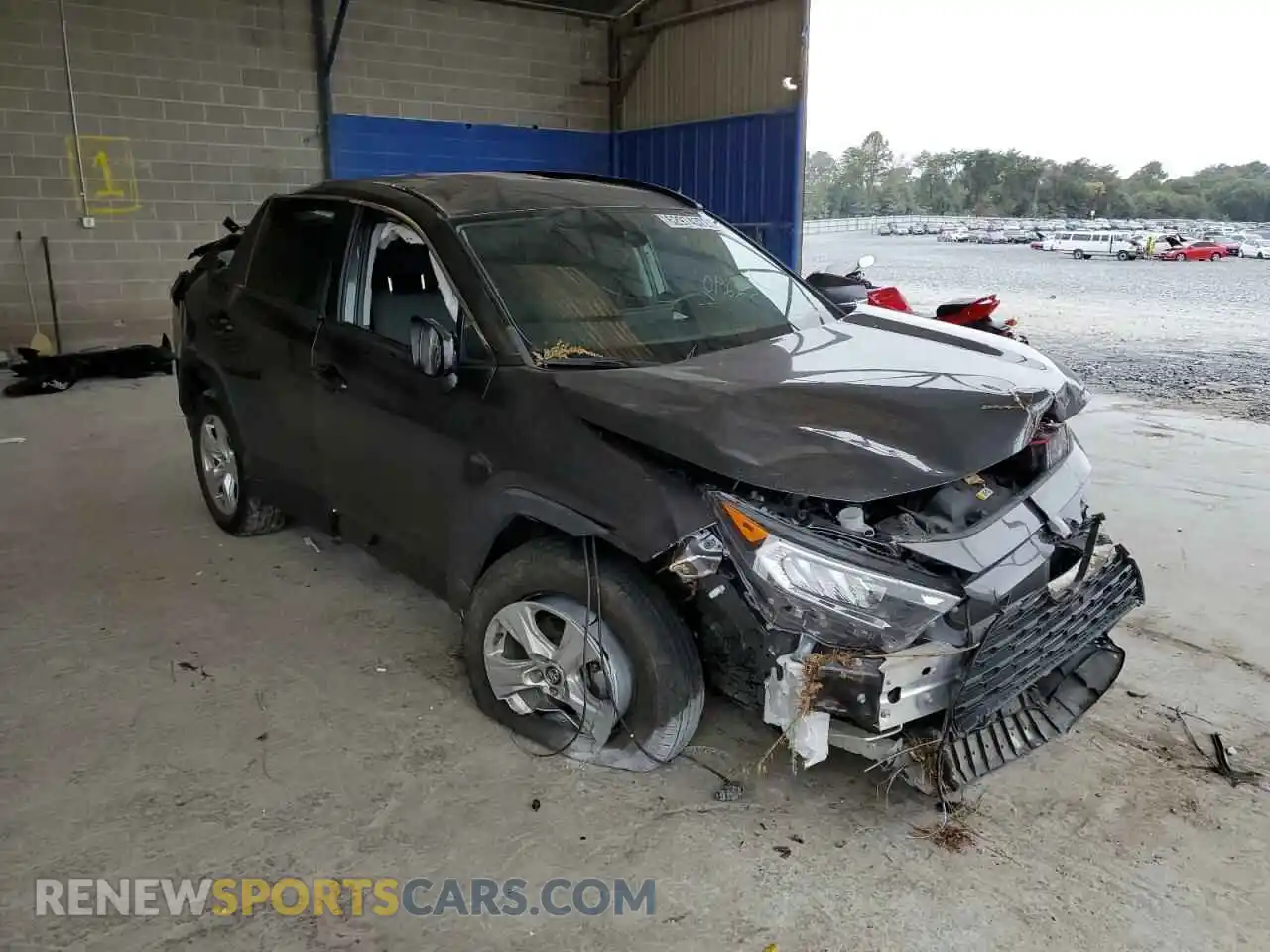 1 Фотография поврежденного автомобиля 2T3W1RFV4LC034989 TOYOTA RAV4 2020