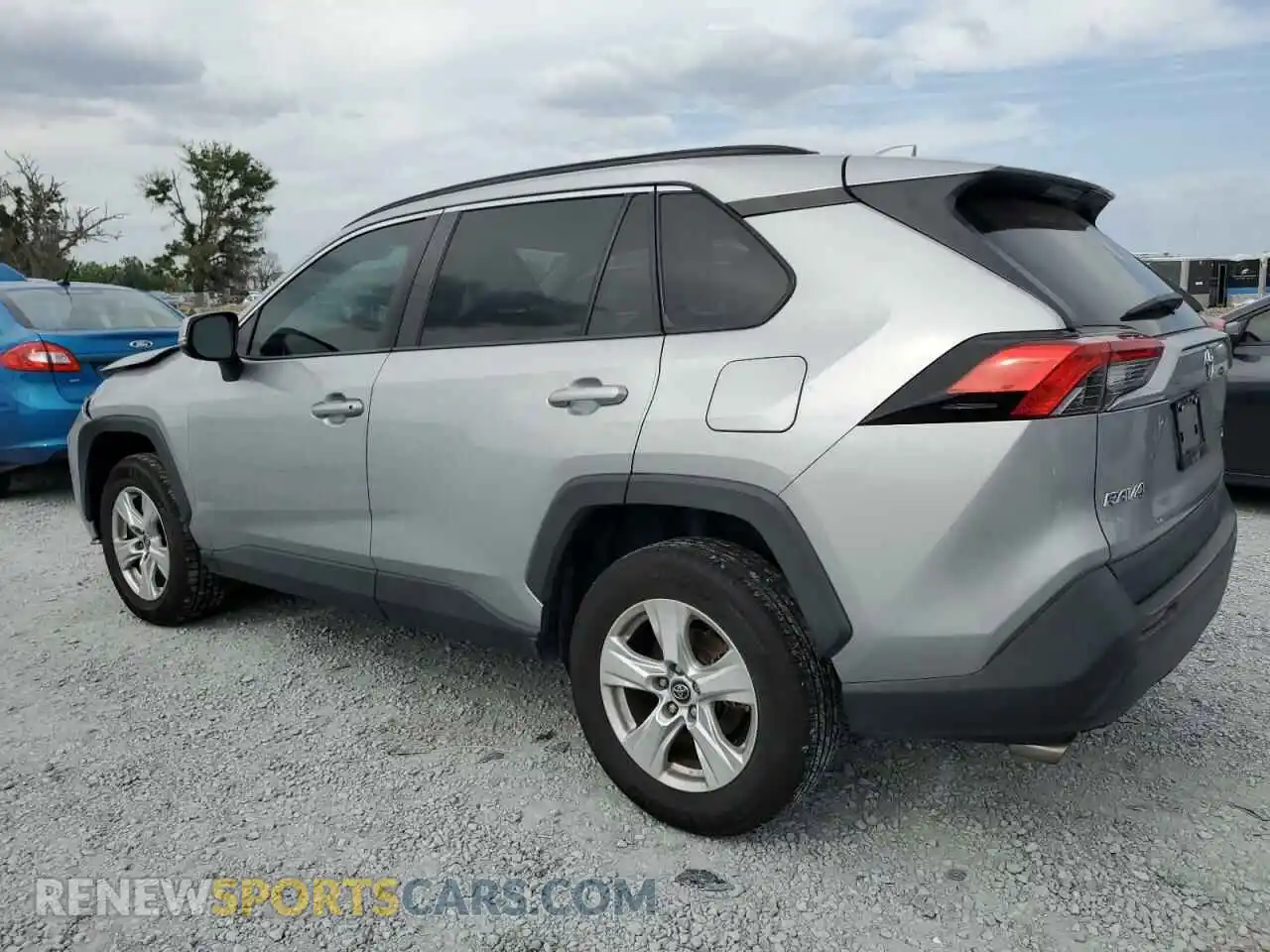 2 Photograph of a damaged car 2T3W1RFV4LC074991 TOYOTA RAV4 2020