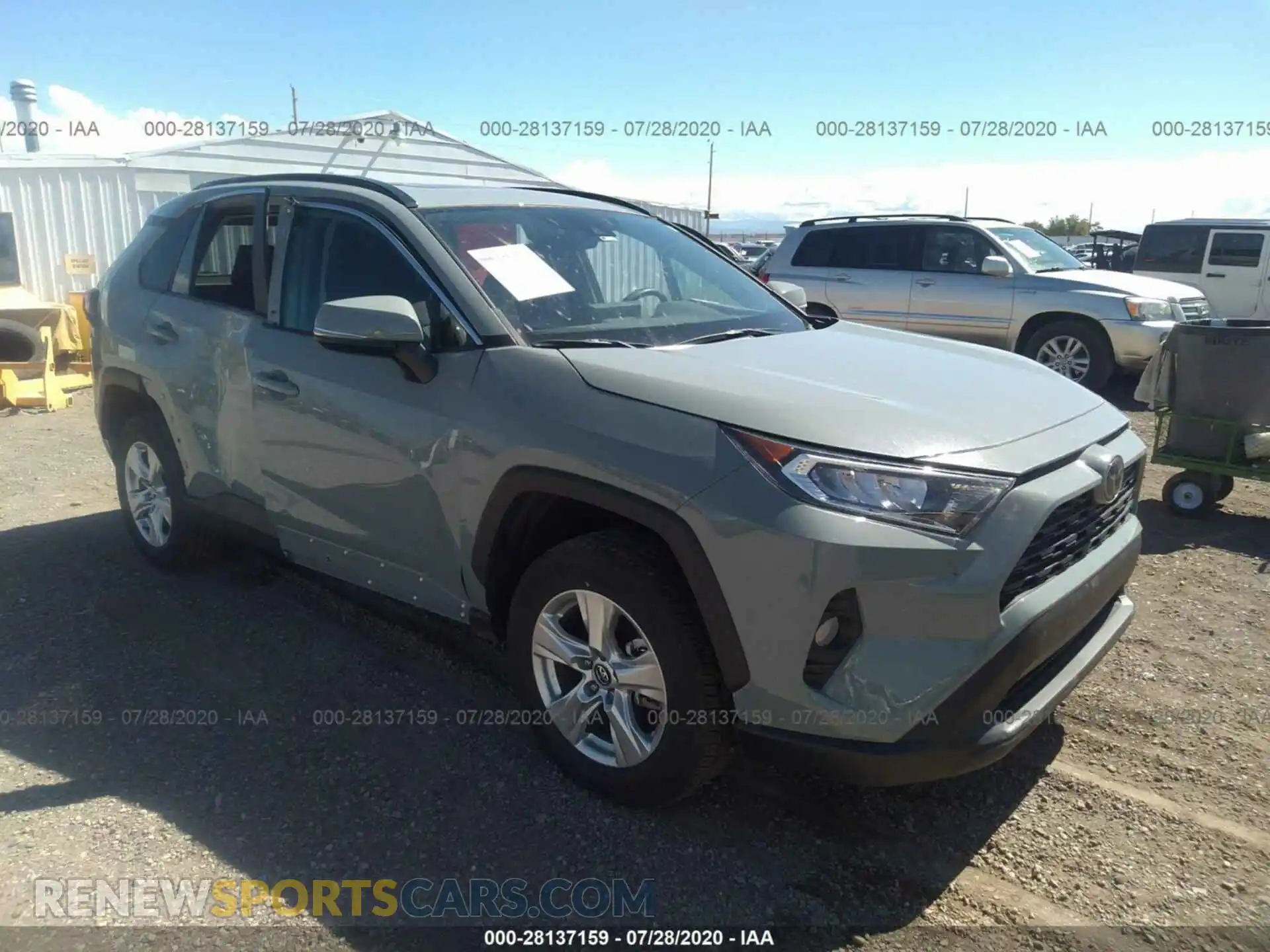 1 Photograph of a damaged car 2T3W1RFV5LC048335 TOYOTA RAV4 2020