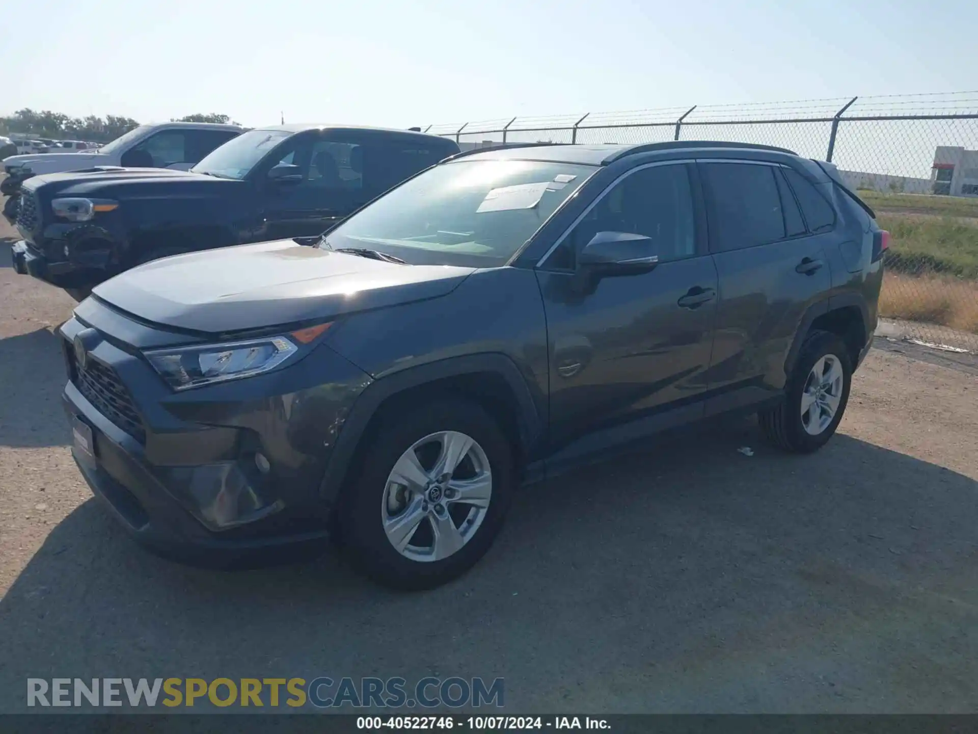 2 Photograph of a damaged car 2T3W1RFV5LC073087 TOYOTA RAV4 2020