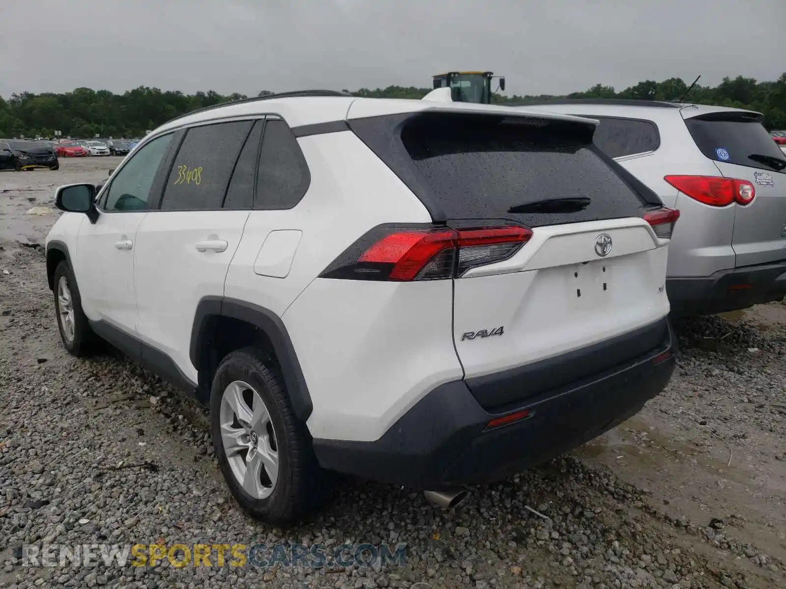 3 Photograph of a damaged car 2T3W1RFV6LC036243 TOYOTA RAV4 2020