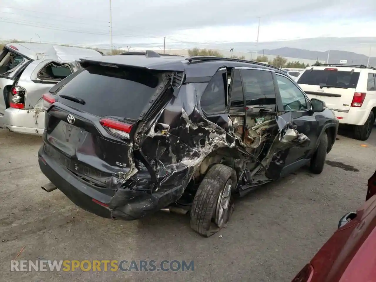 3 Photograph of a damaged car 2T3W1RFV6LC058727 TOYOTA RAV4 2020