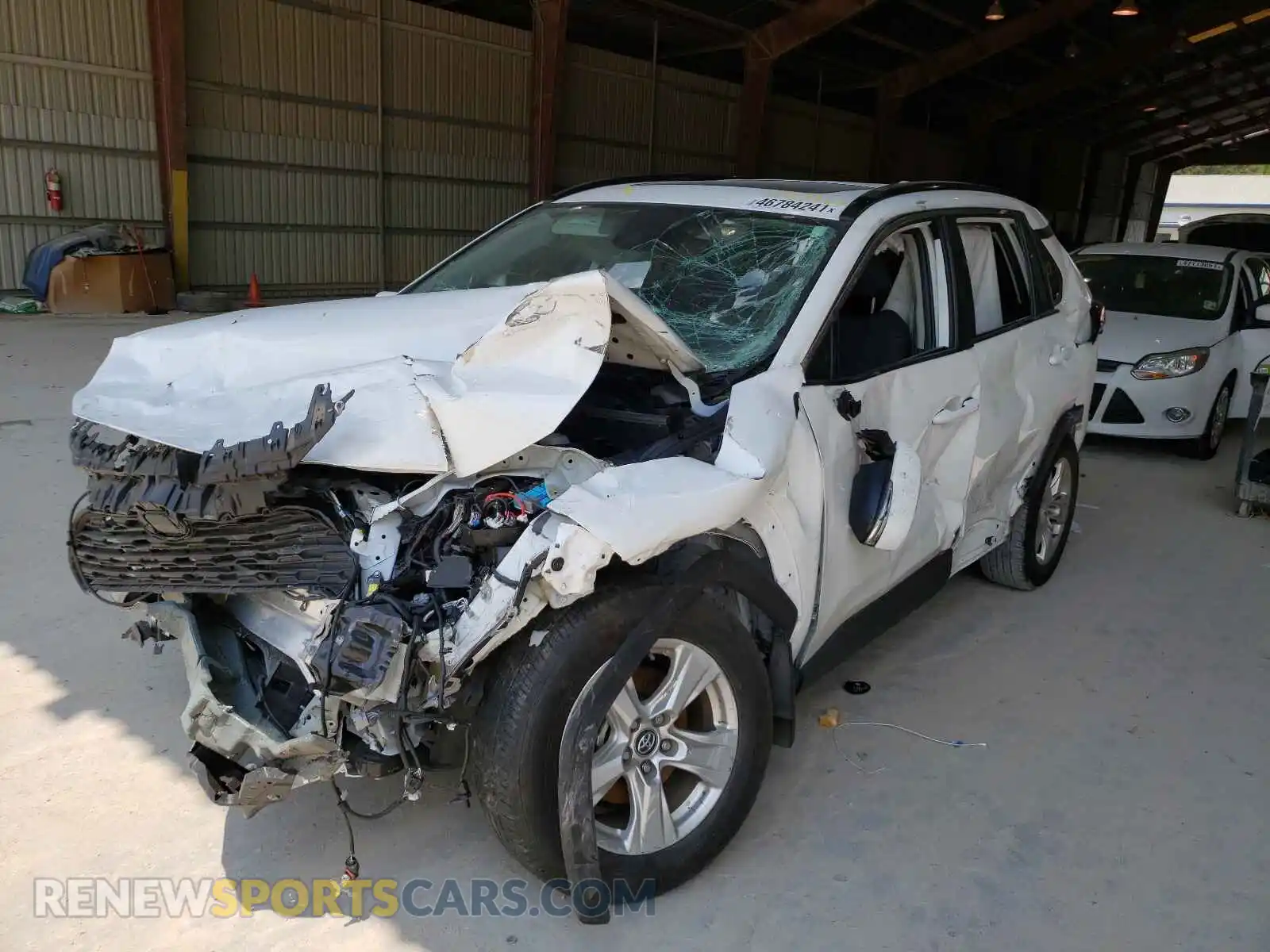 2 Photograph of a damaged car 2T3W1RFV7LC050913 TOYOTA RAV4 2020