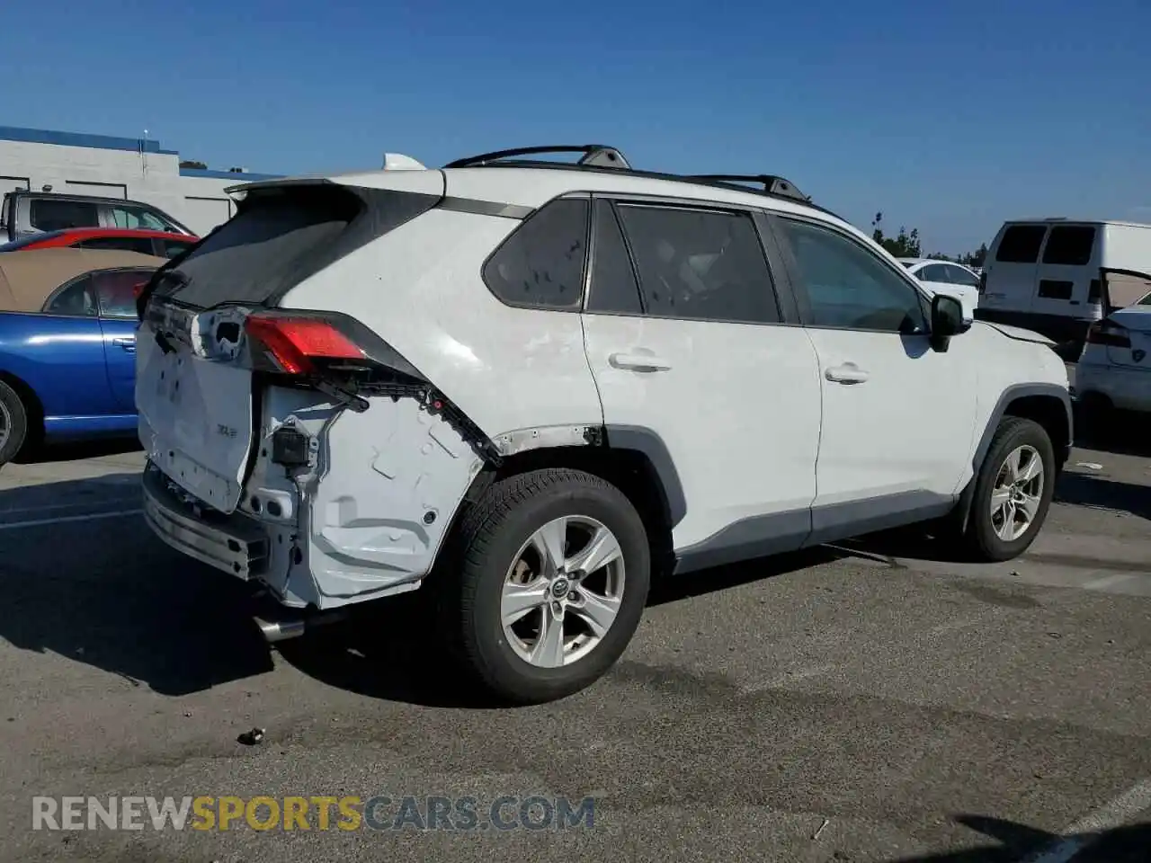 3 Photograph of a damaged car 2T3W1RFV7LW062168 TOYOTA RAV4 2020