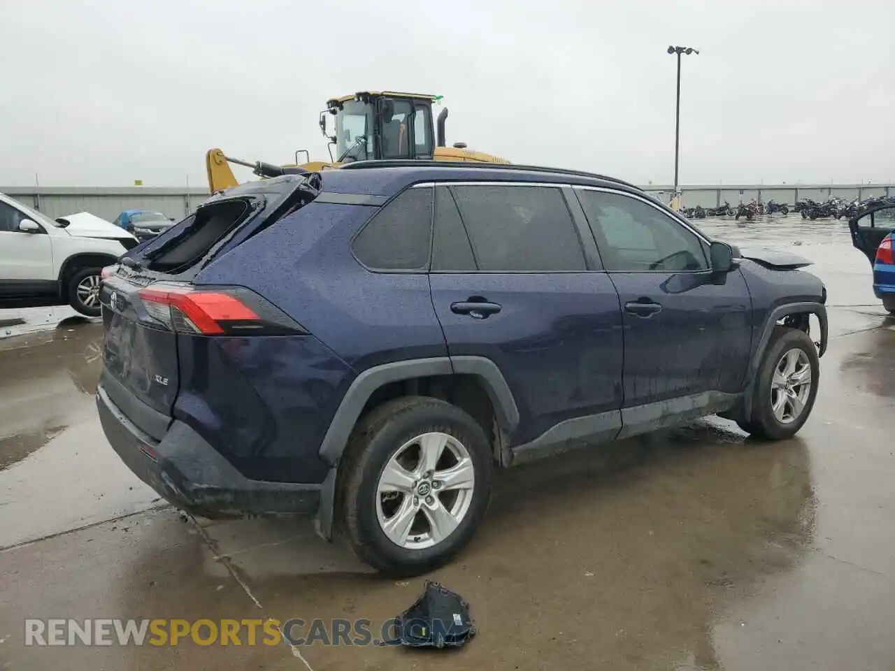 3 Photograph of a damaged car 2T3W1RFV7LW080766 TOYOTA RAV4 2020