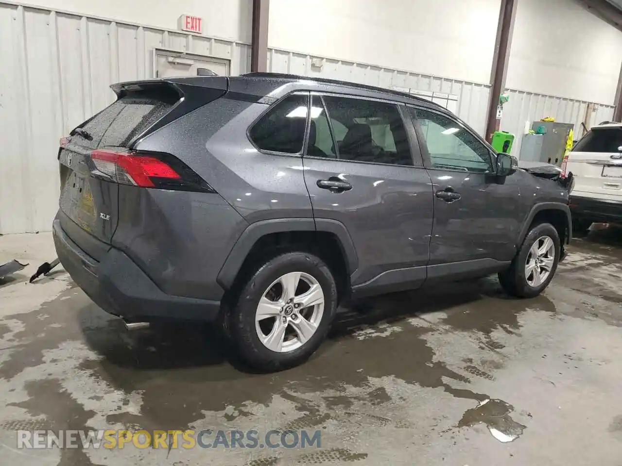 3 Photograph of a damaged car 2T3W1RFV8LC034042 TOYOTA RAV4 2020