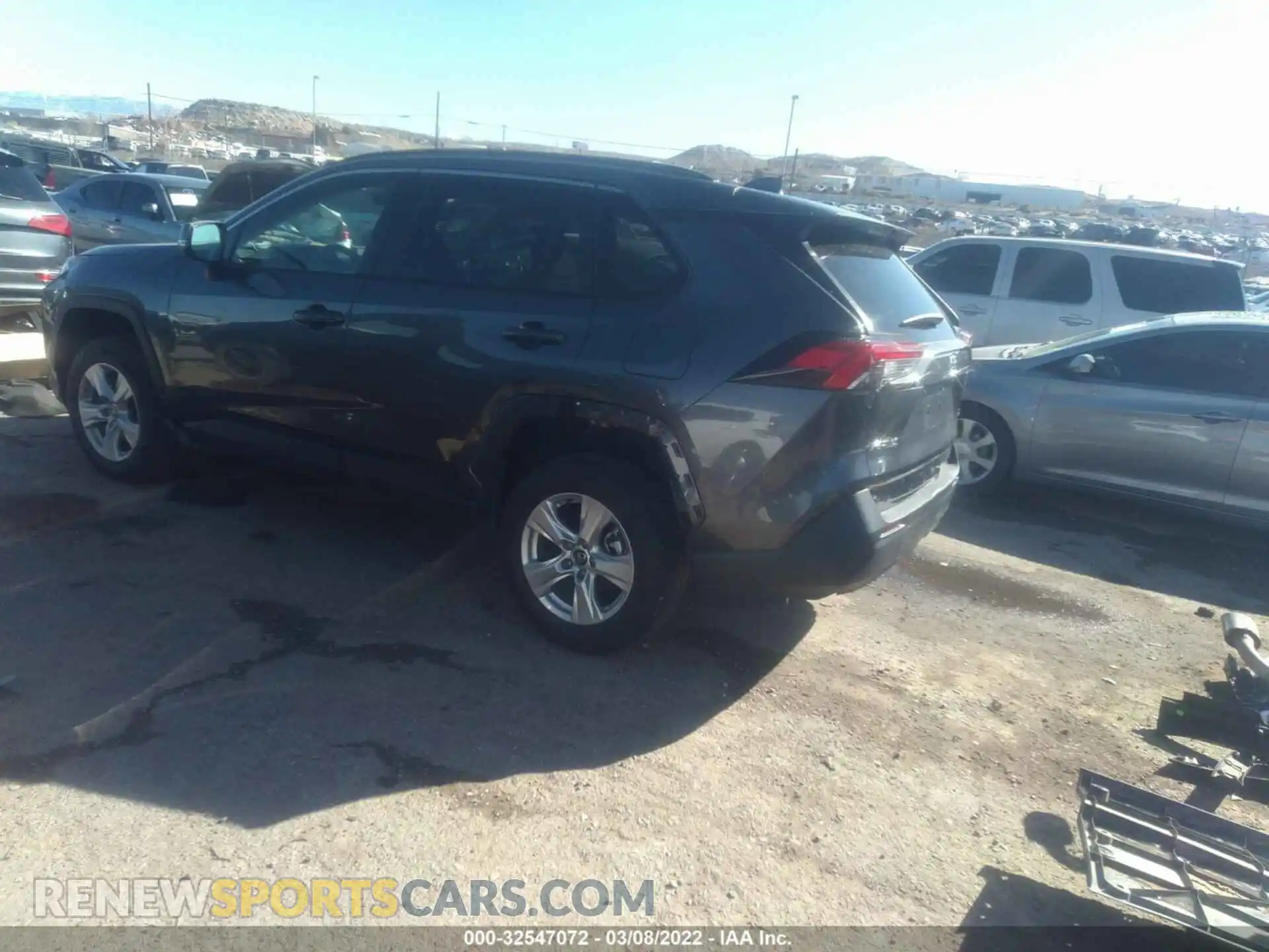 3 Photograph of a damaged car 2T3W1RFV8LC052587 TOYOTA RAV4 2020