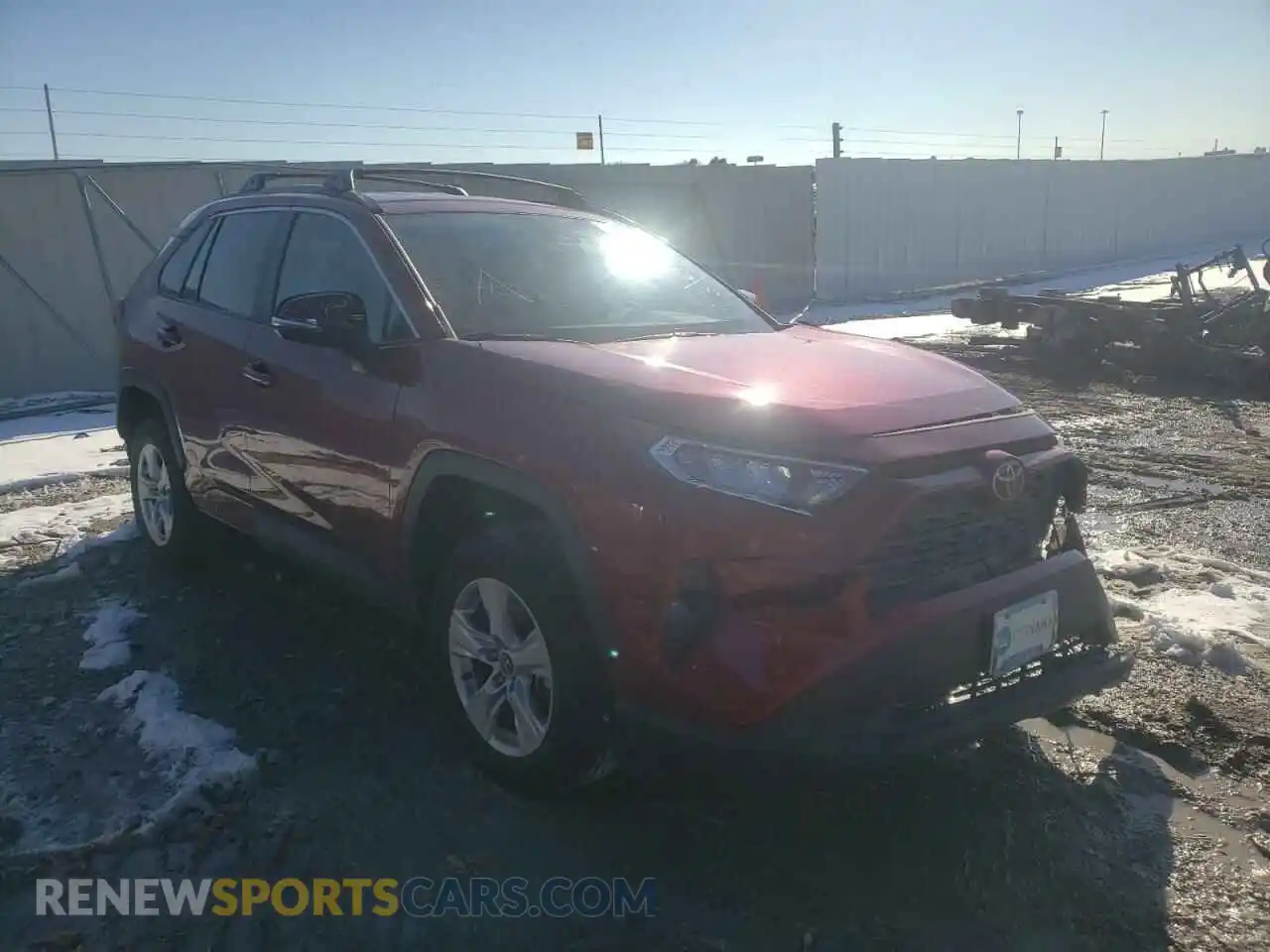 1 Photograph of a damaged car 2T3W1RFV8LW089671 TOYOTA RAV4 2020