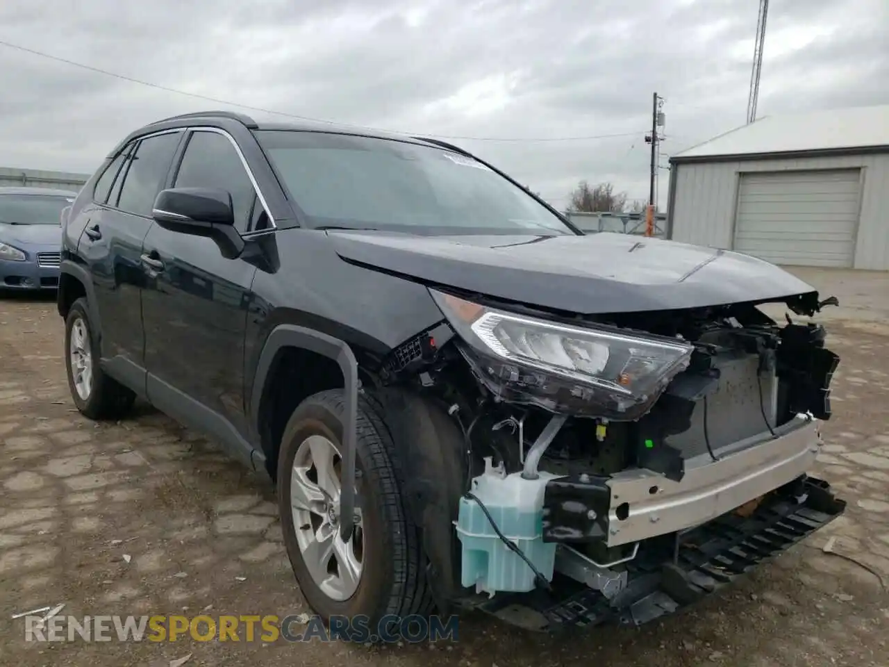 1 Photograph of a damaged car 2T3W1RFV9LC072122 TOYOTA RAV4 2020