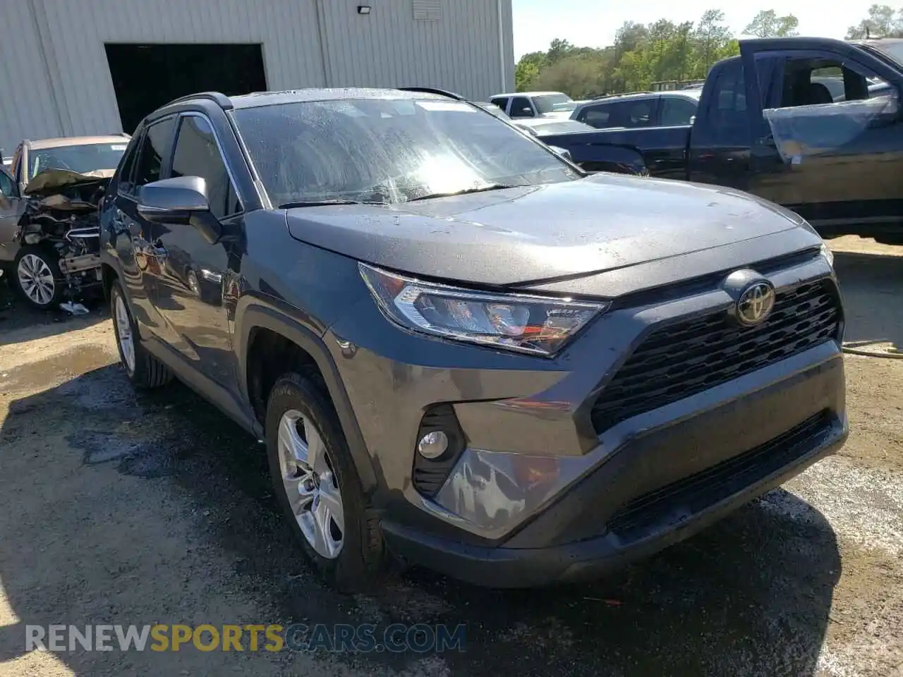 1 Photograph of a damaged car 2T3W1RFV9LW063922 TOYOTA RAV4 2020