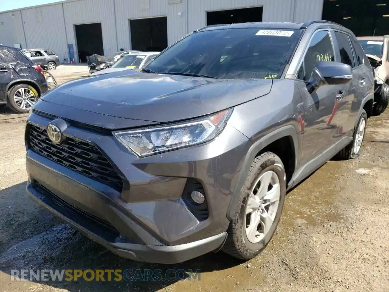 2 Photograph of a damaged car 2T3W1RFV9LW063922 TOYOTA RAV4 2020