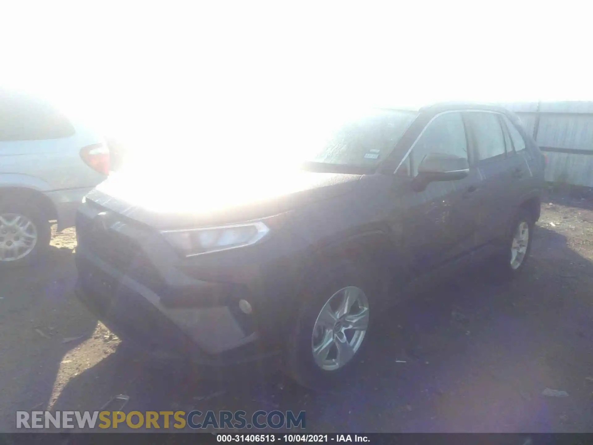2 Photograph of a damaged car 2T3W1RFVXLC056995 TOYOTA RAV4 2020