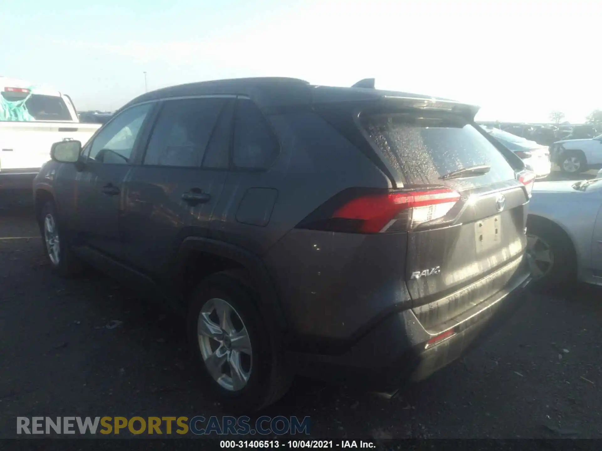 3 Photograph of a damaged car 2T3W1RFVXLC056995 TOYOTA RAV4 2020